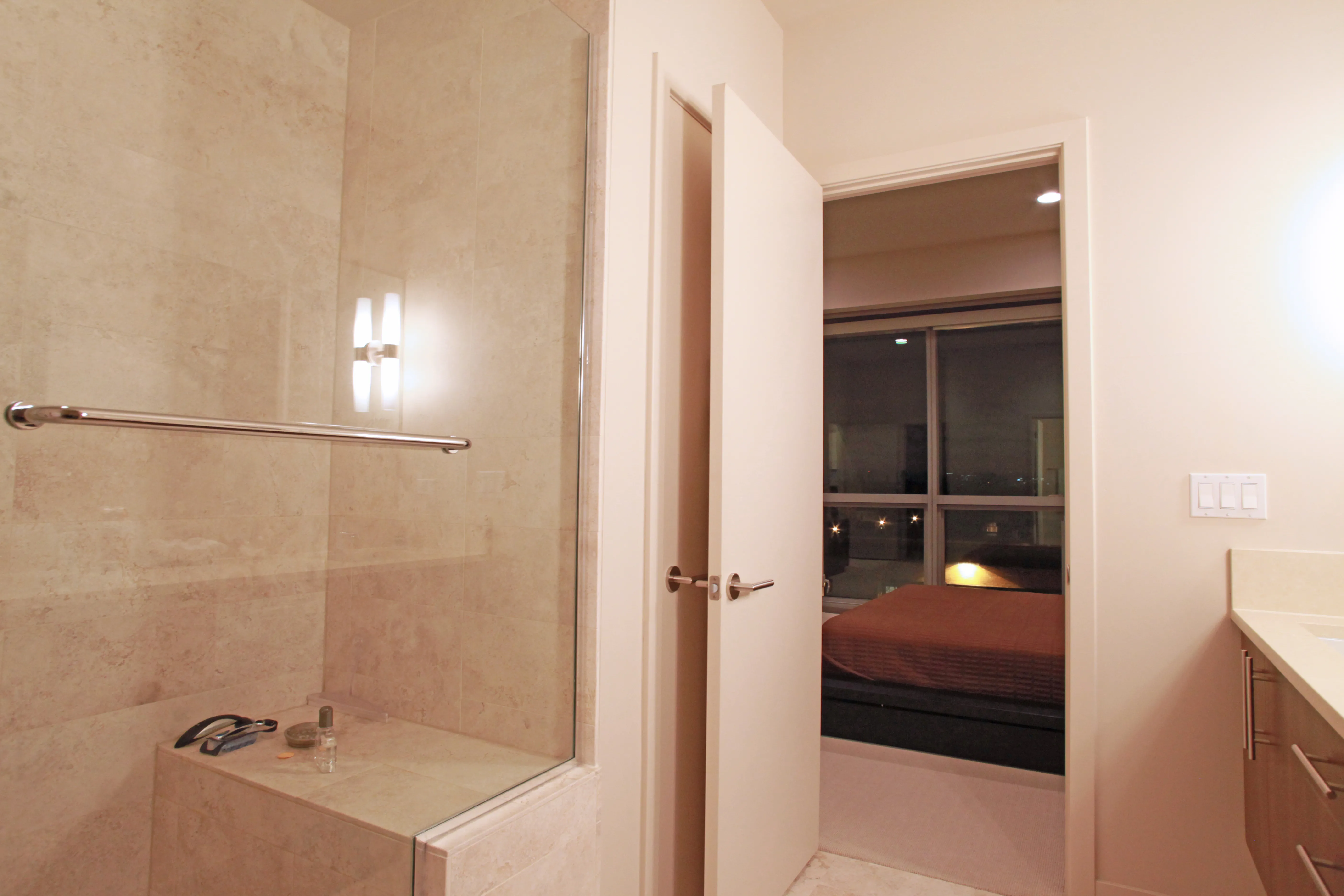 1846 West Division Apartments