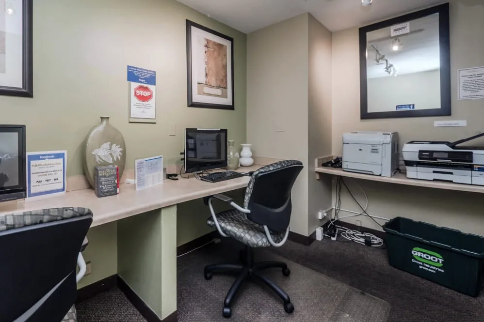 Prairie Shores Apartments