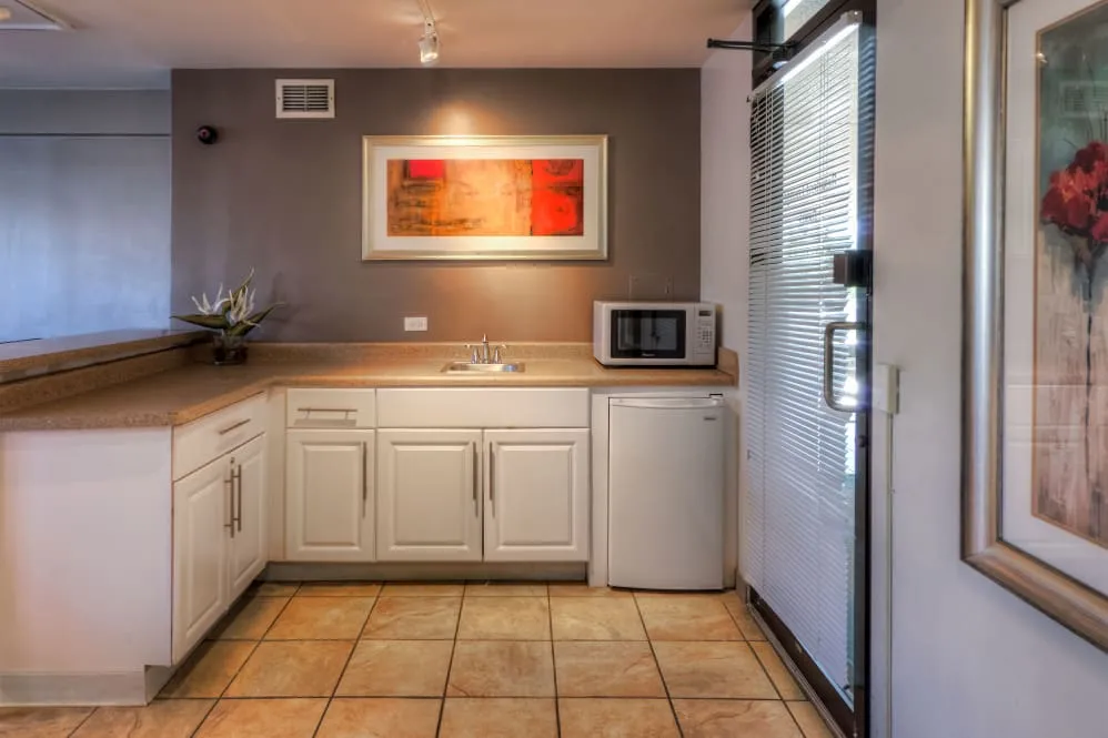 Prairie Shores Apartments