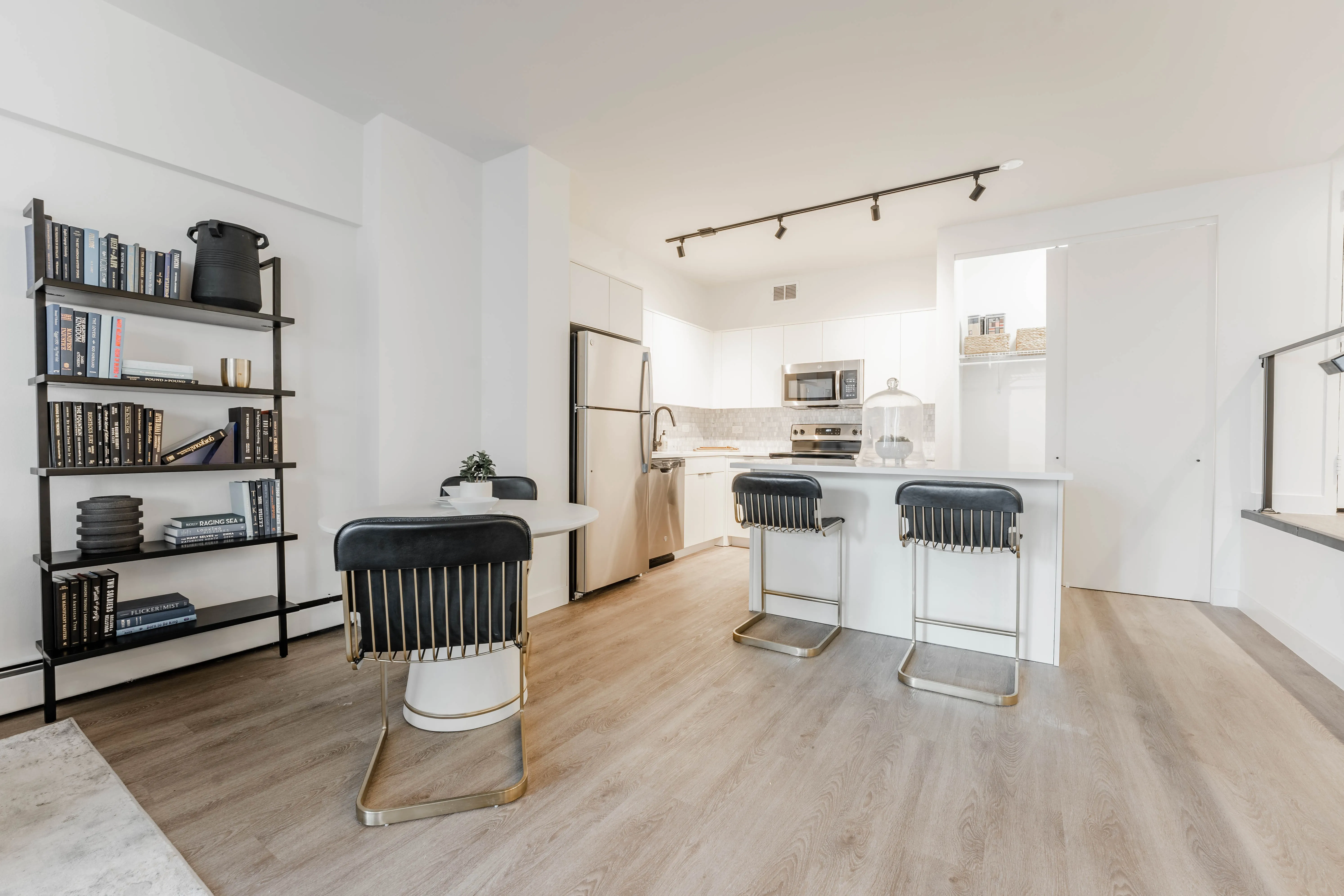 21 E. Chestnut Apartments