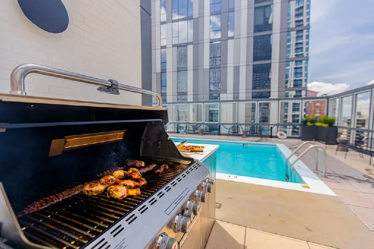 21 E. Chestnut Apartments