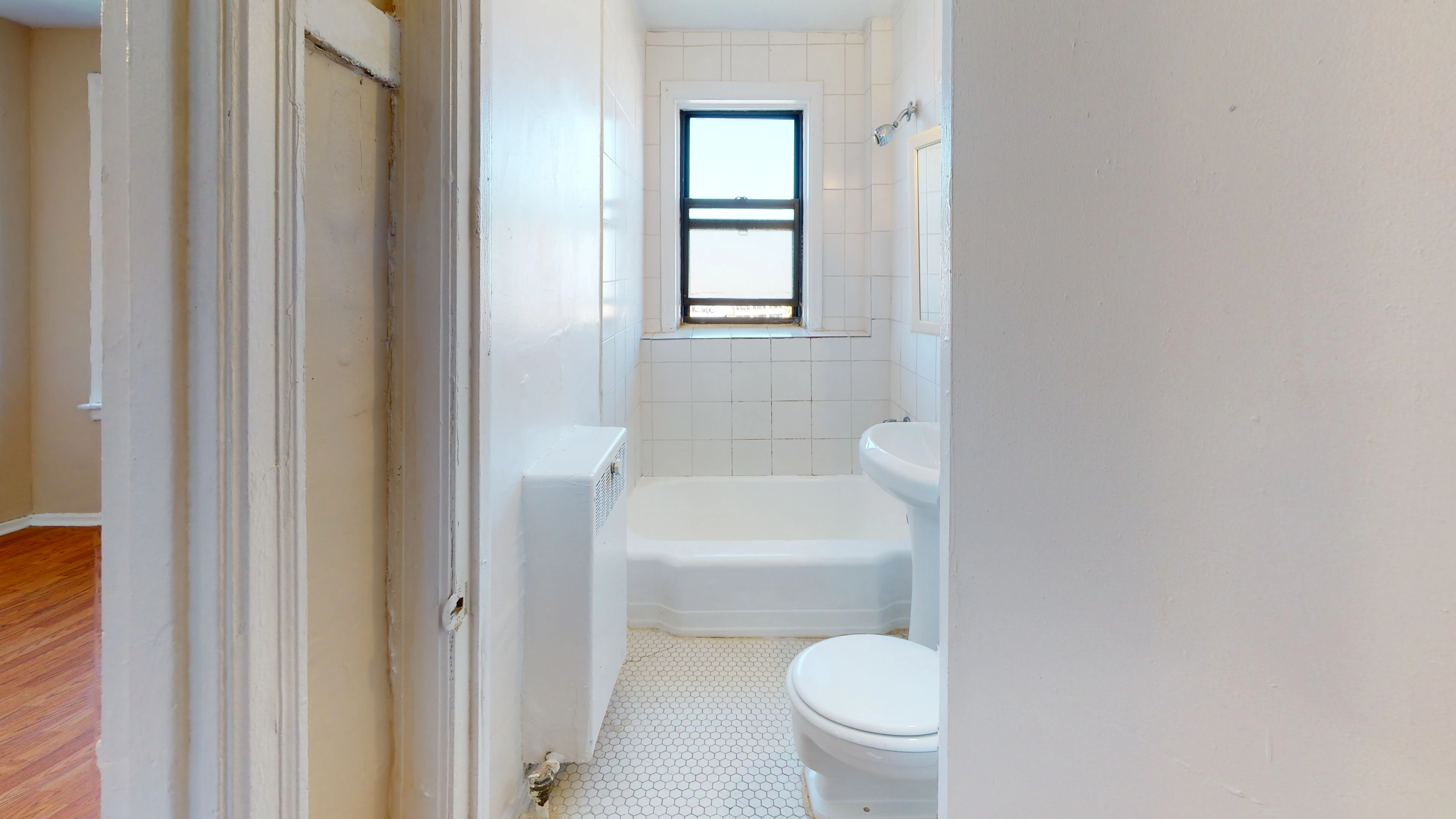 4717 North Winthrop Apartments