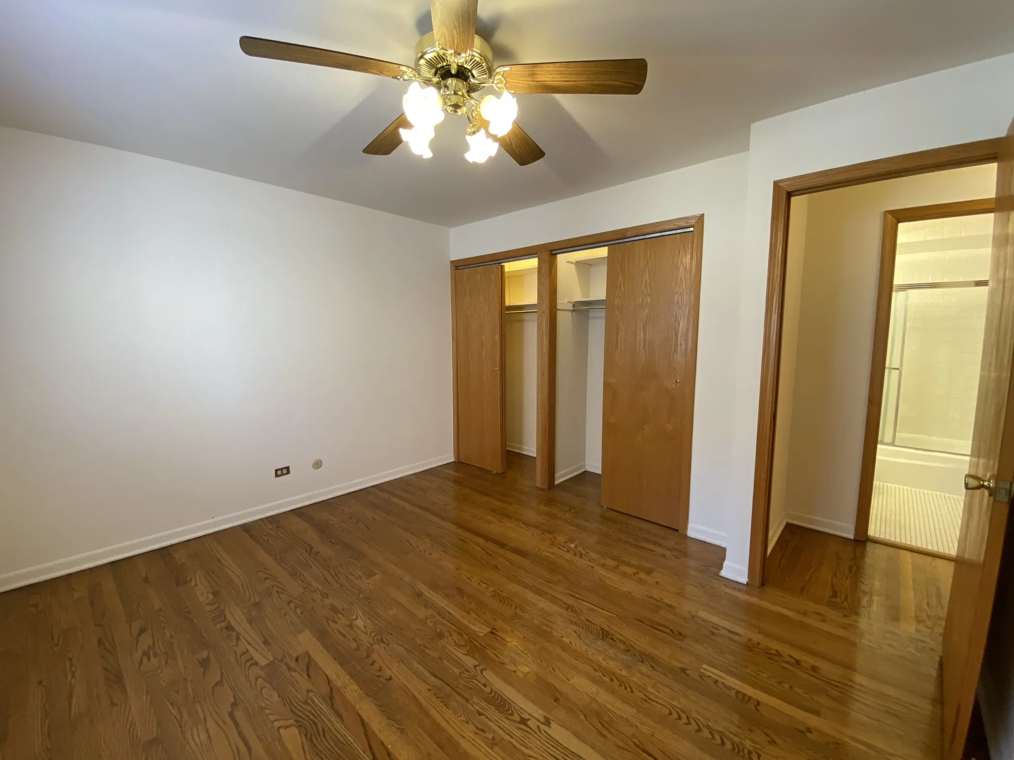 417 W. Roscoe Apartments