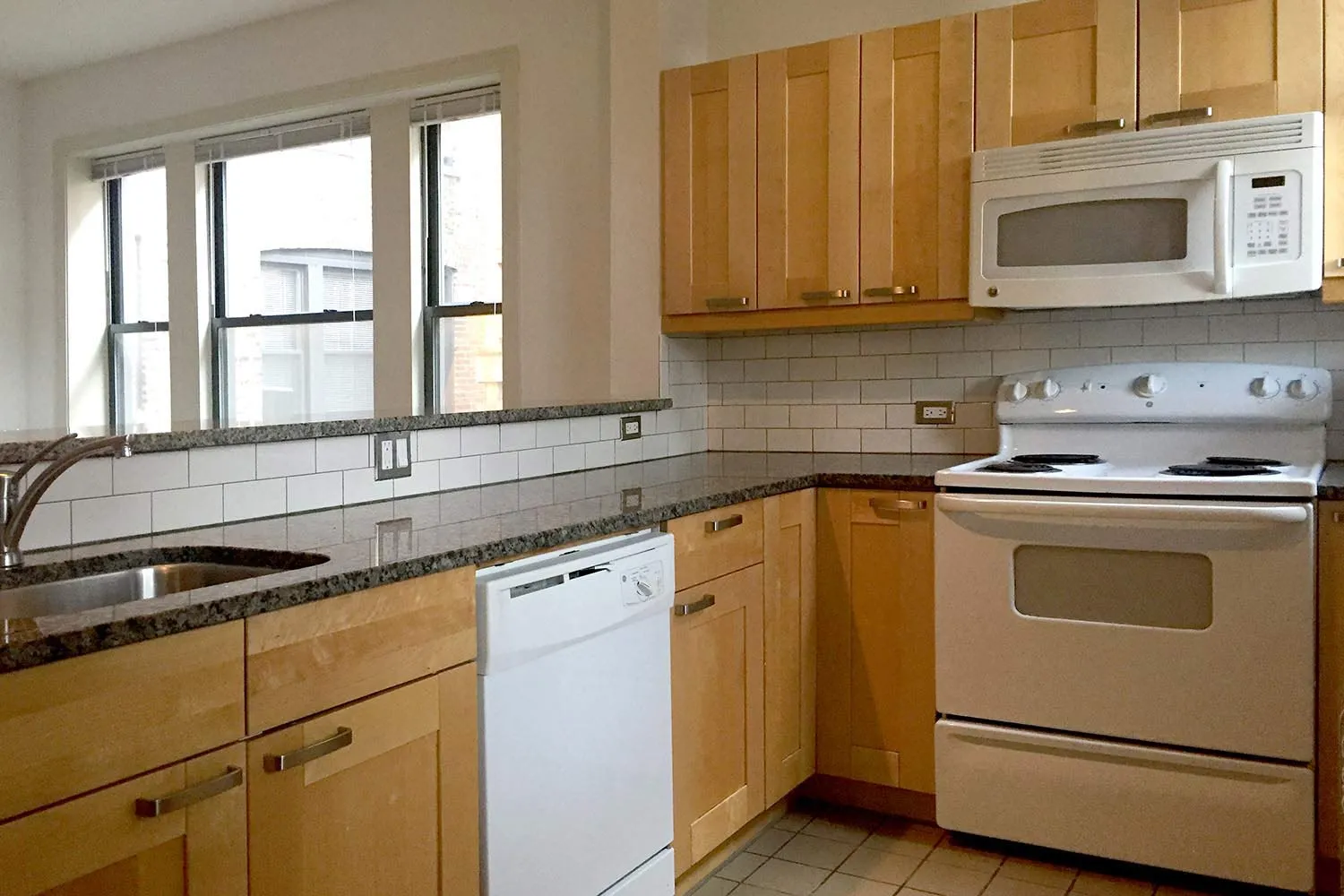 5350-5358 S. Maryland Apartments