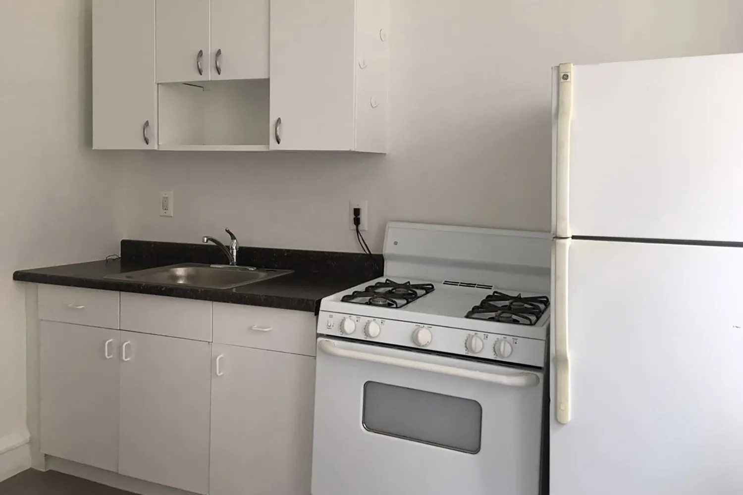 918 E Hyde Park Apartments