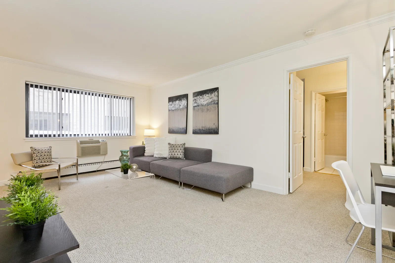 5423 N WINTHROP AVE 60640-Winthrop Station-Chicago-IL