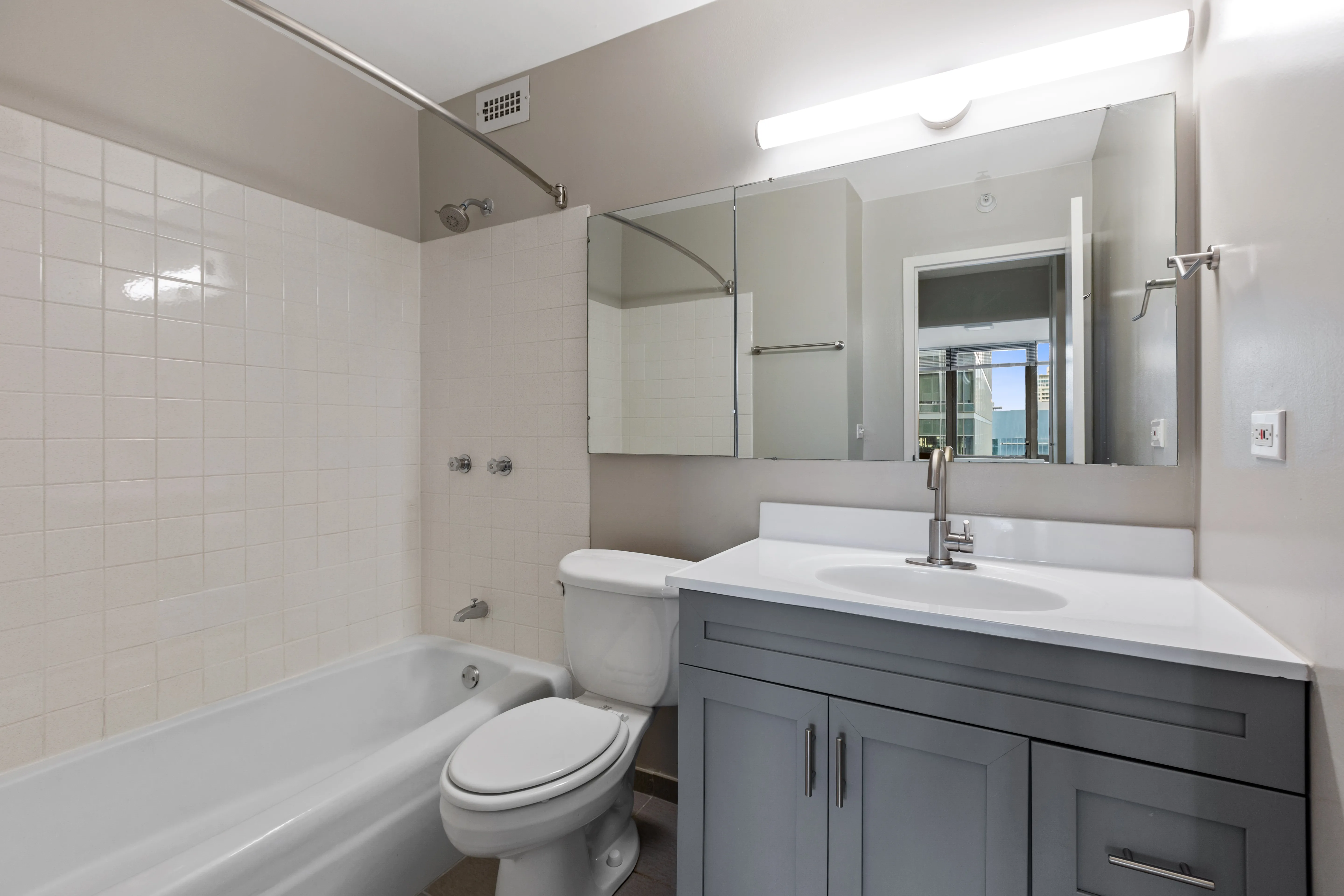 Arrive Streeterville Apartments