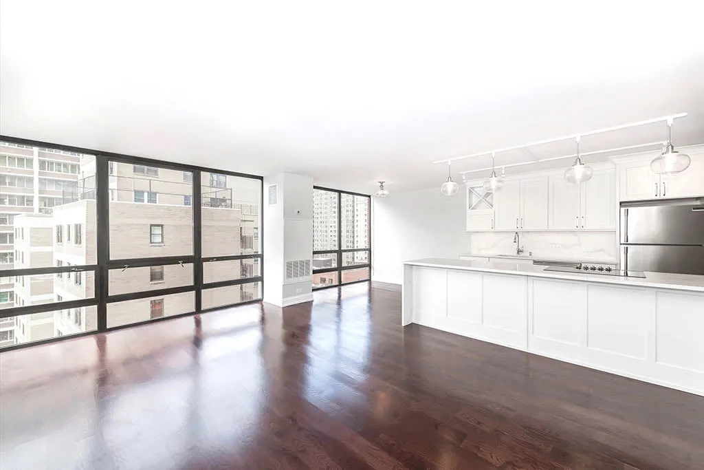 Astor House Apartments