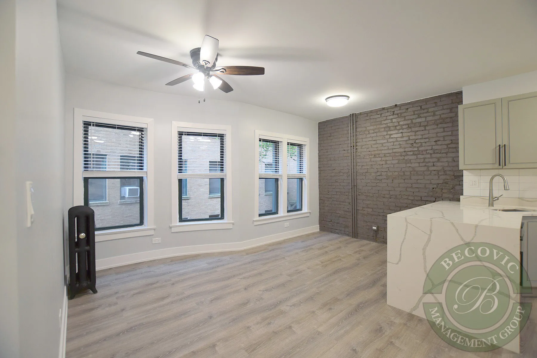 The Villages of Eastlake #7736 Apartments living room