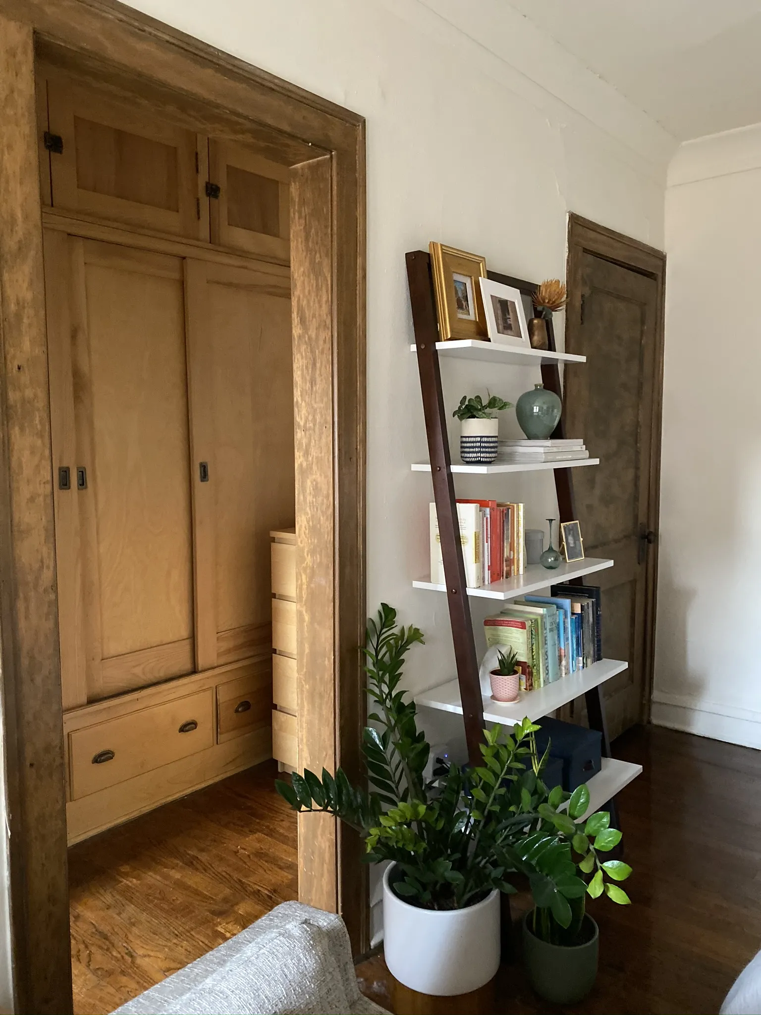 2335-45 N Geneva / 2348-62 N Cambridge Apartments