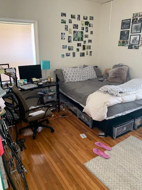 718 Simpson Apartments