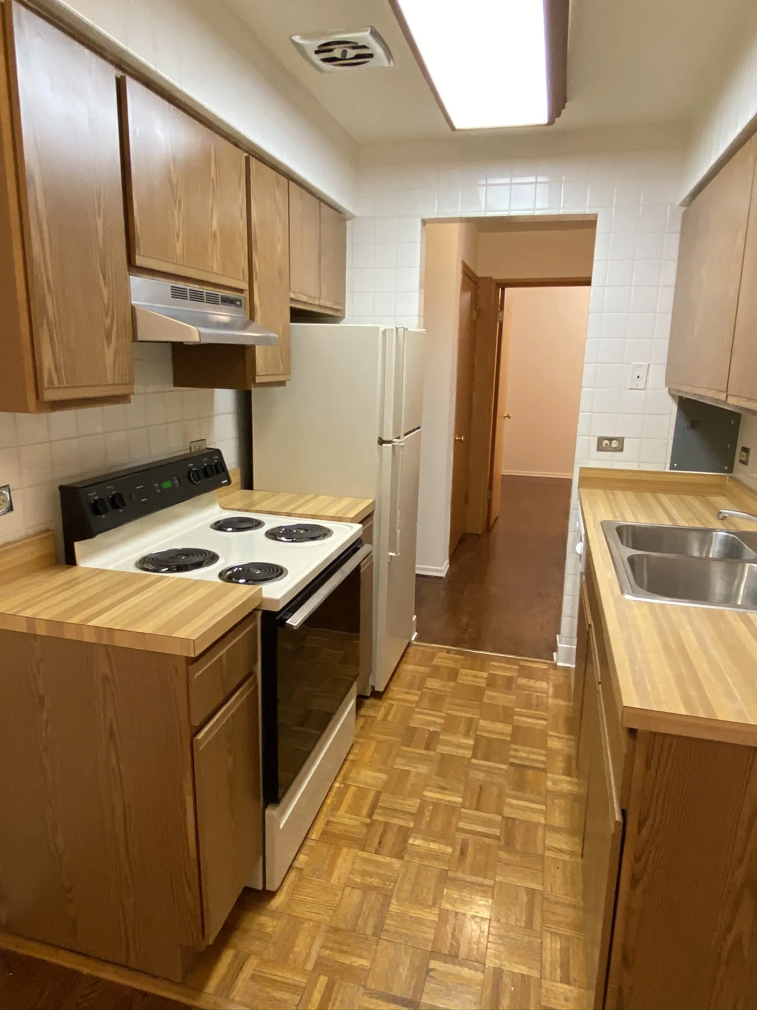 531 West Deming Apartments