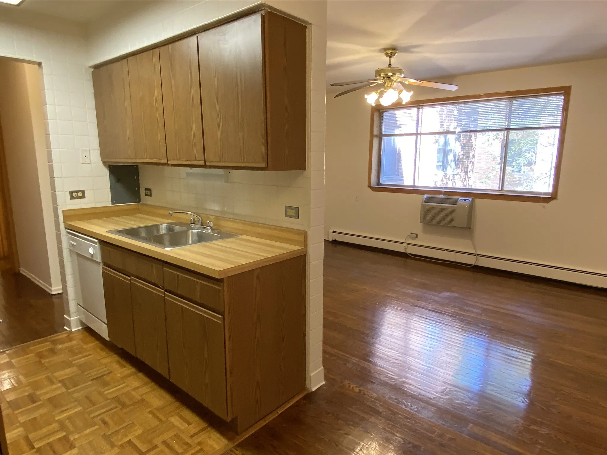 531 West Deming Apartments