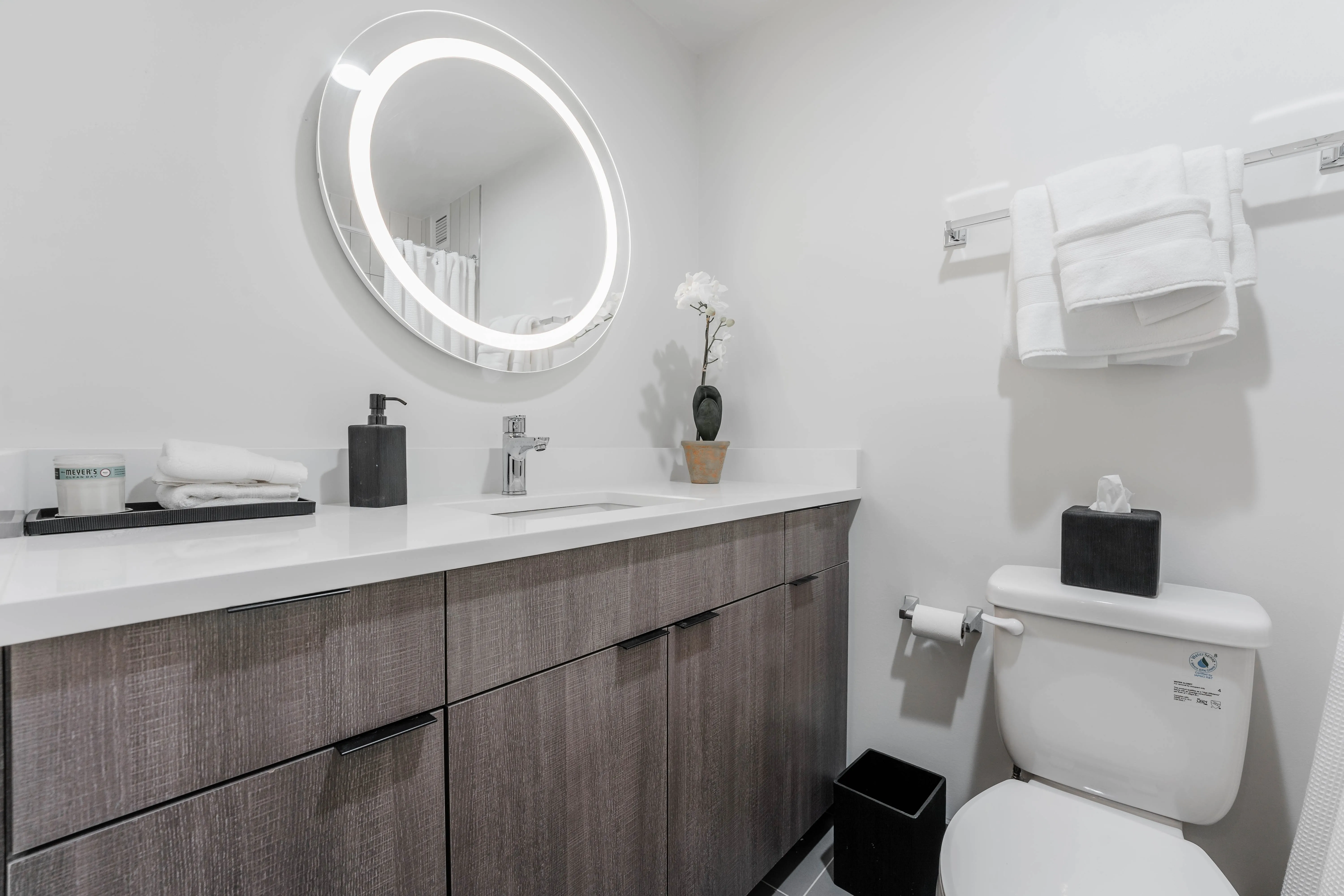 21 E. Chestnut Apartments