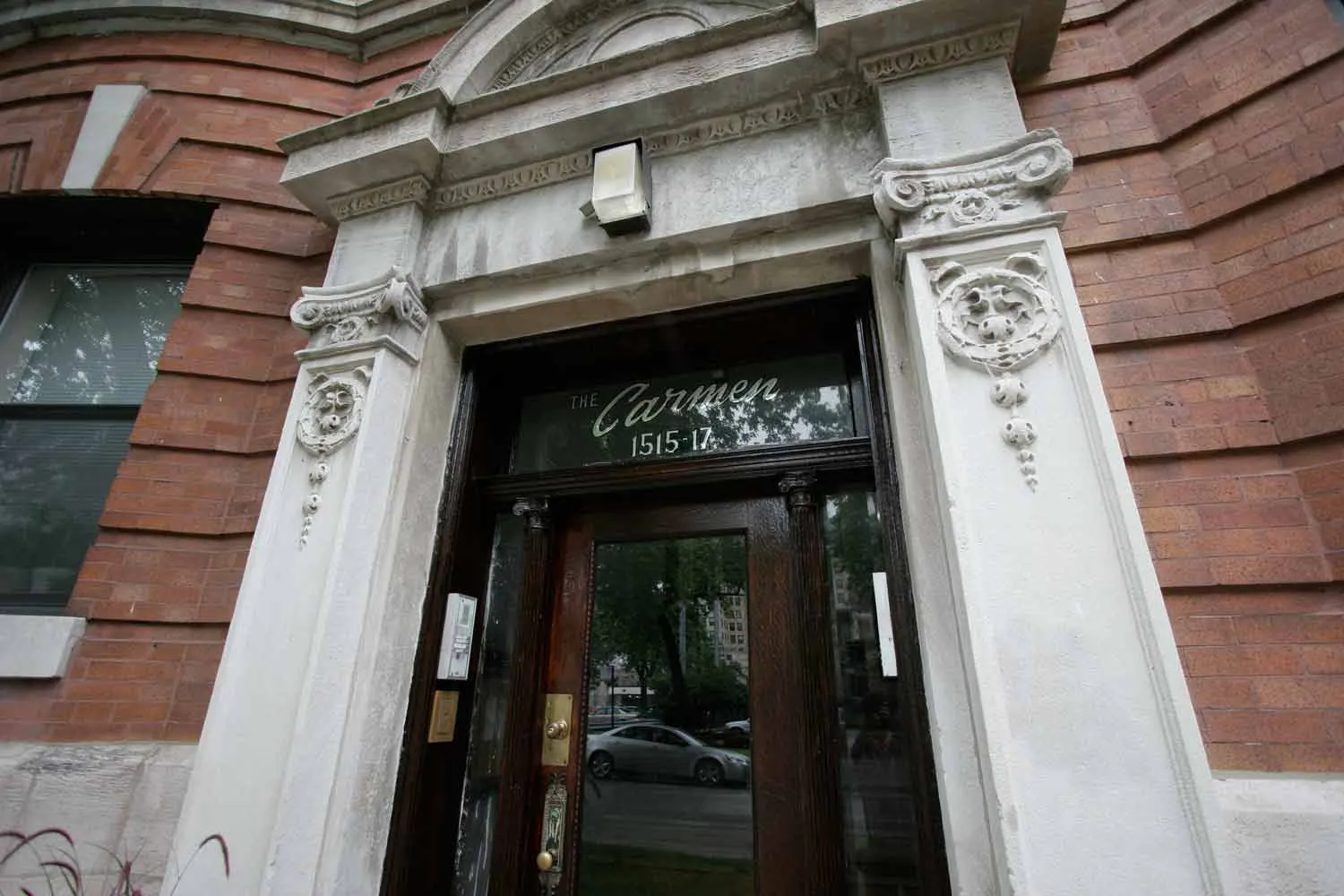 1515 E. 54th Street Apartments