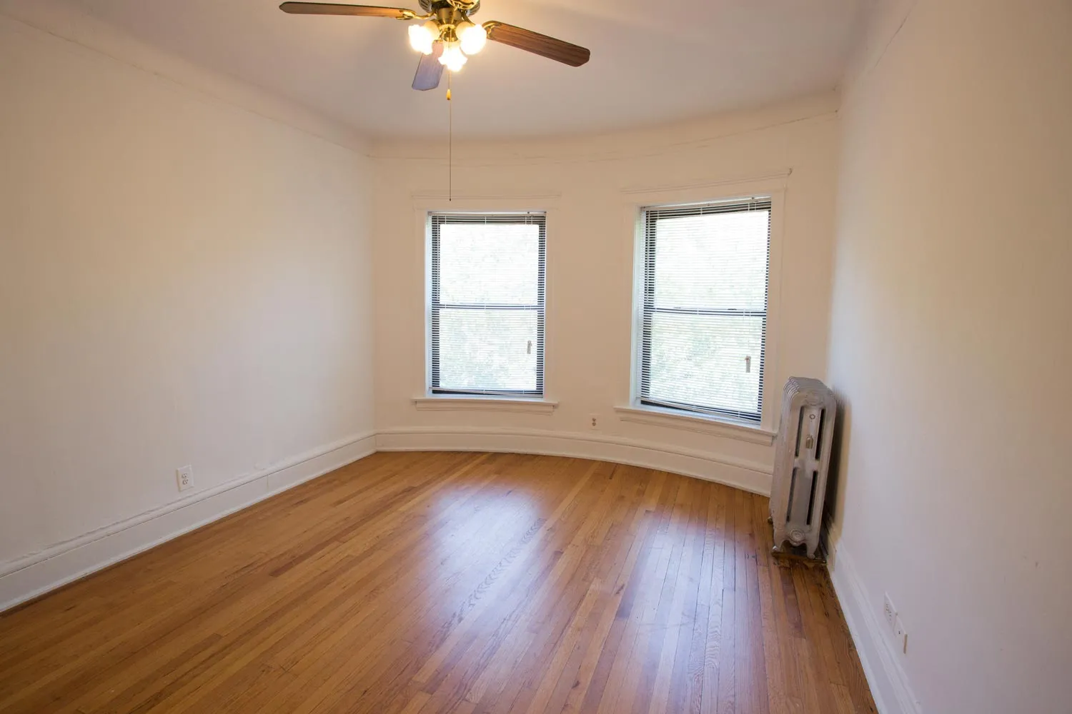 1515 E. 54th Street Apartments