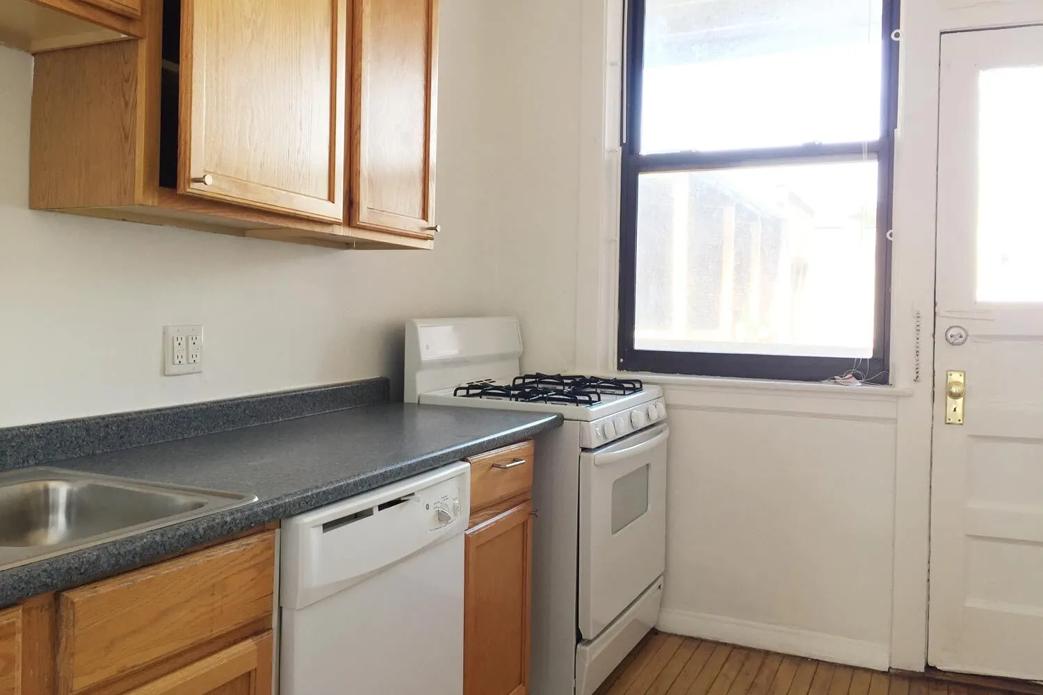 5237-5245 S. Kenwood Avenue Apartments