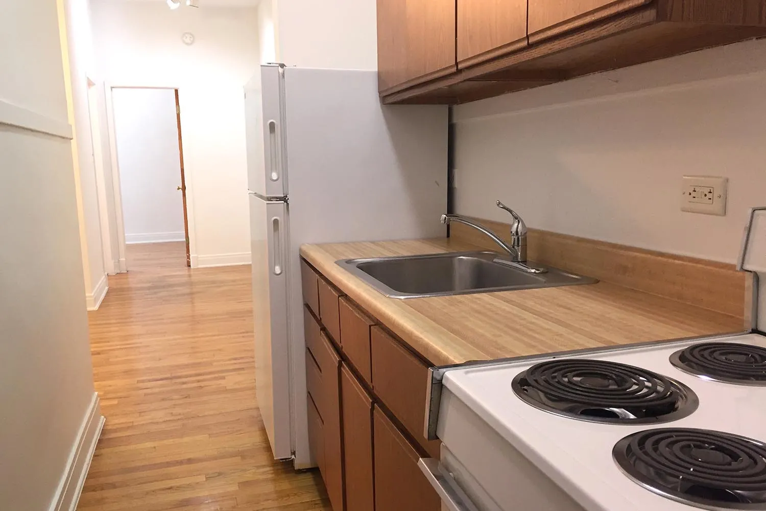 5300-5308 South Hyde Park Apartments