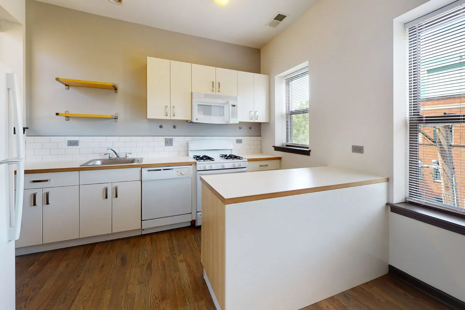 5300 South Drexel Apartments