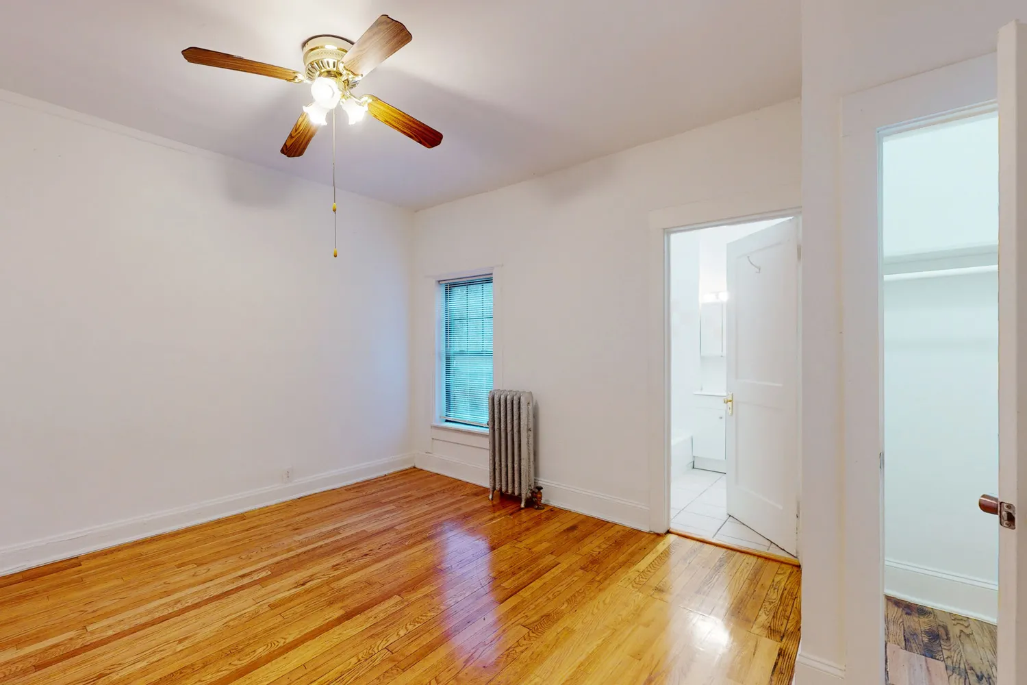5335-5337 S. Woodlawn Avenue Apartments
