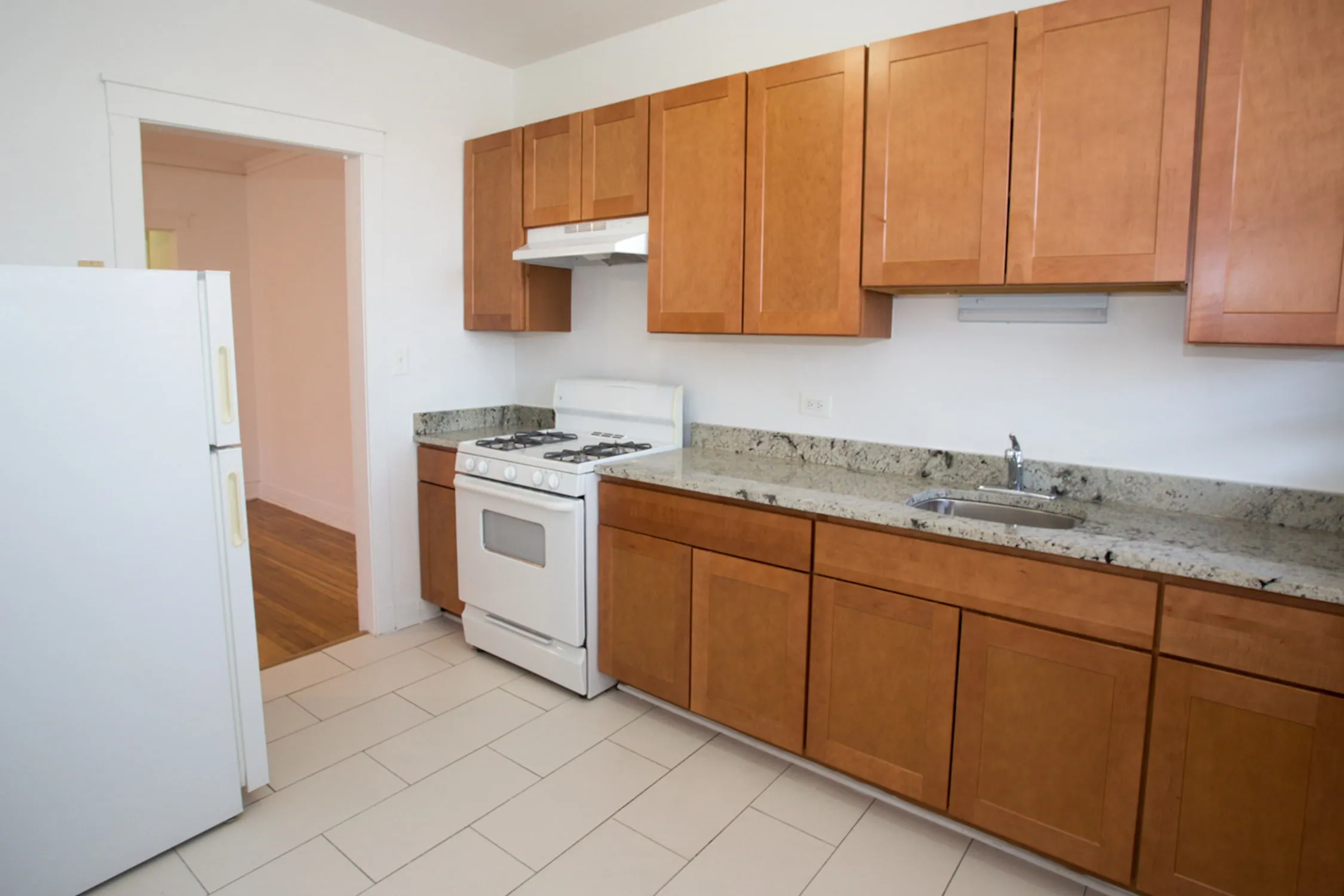 5339-5345 S. Woodlawn Avenue Apartments