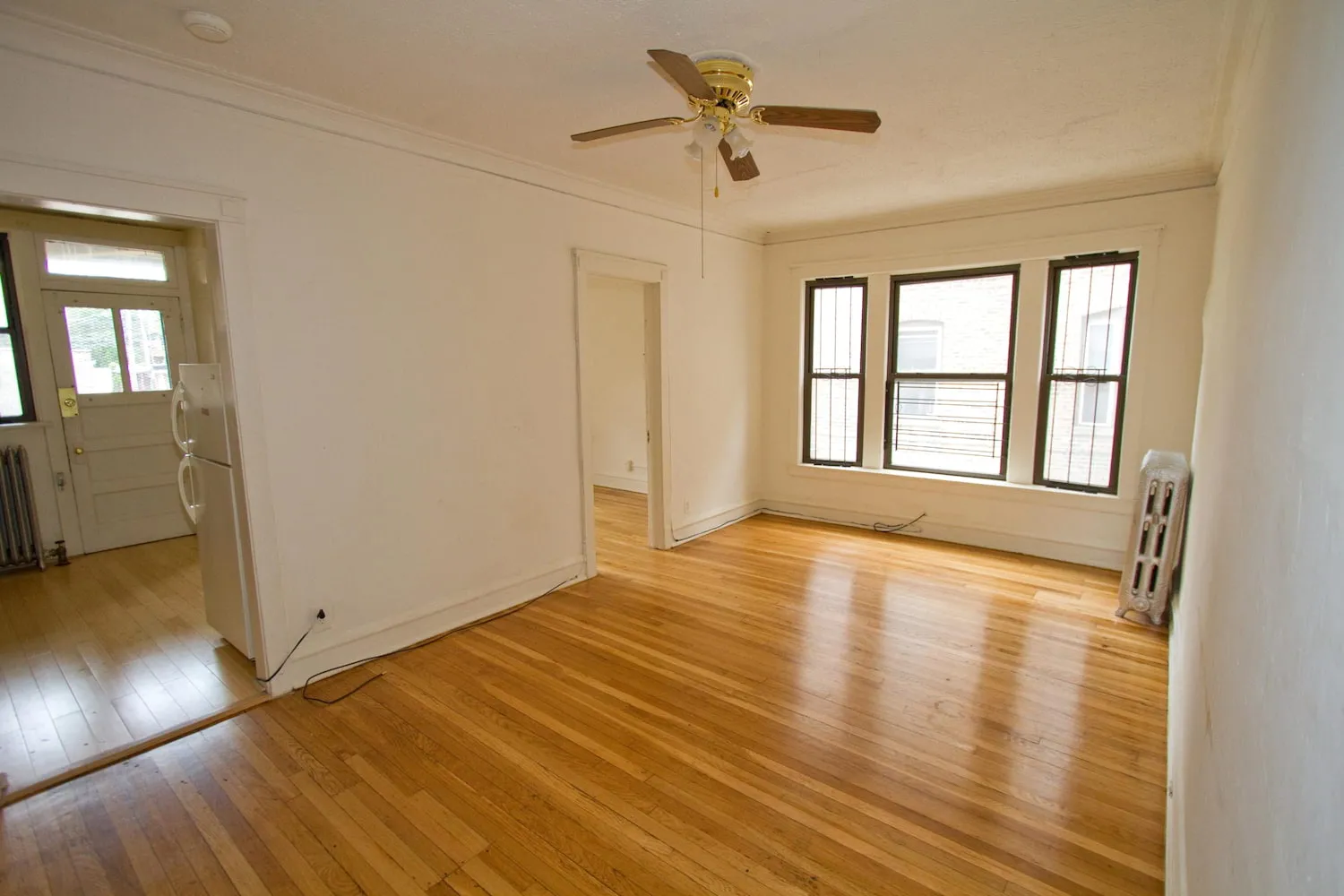 5339-5345 S. Woodlawn Avenue Apartments