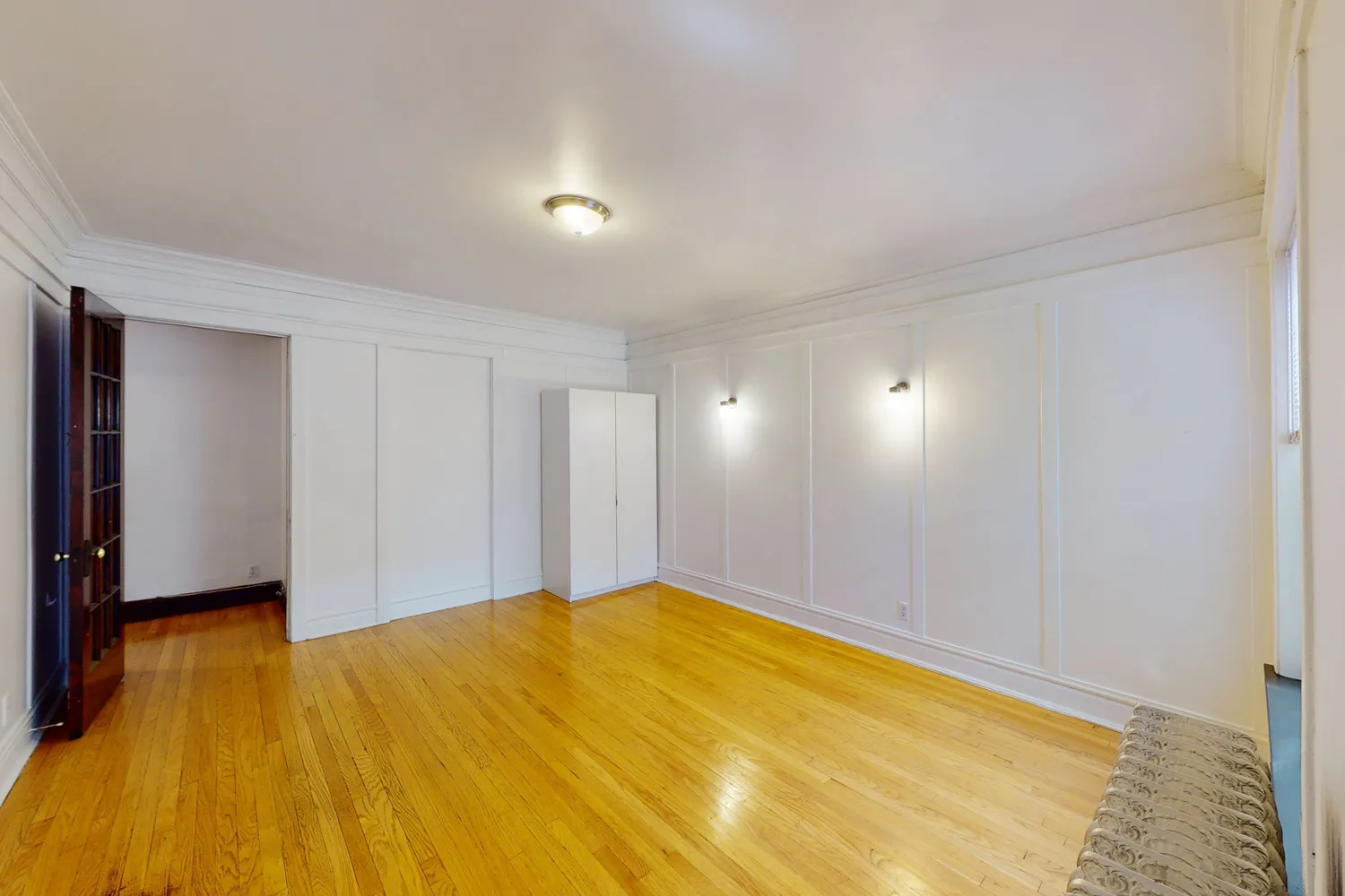 5429 S. Woodlawn Avenue Apartments