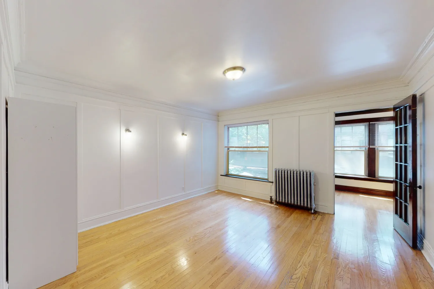 5429 S. Woodlawn Avenue Apartments