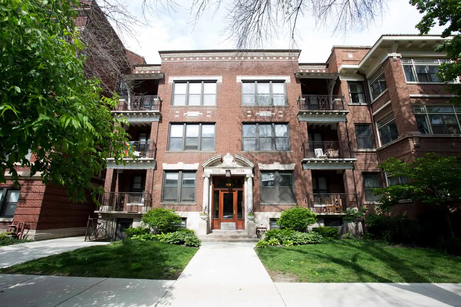 5524-5526 S. Everett Avenue Apartments