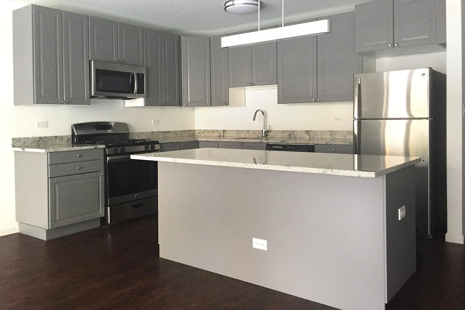 5524-5526 S. Everett Avenue Apartments