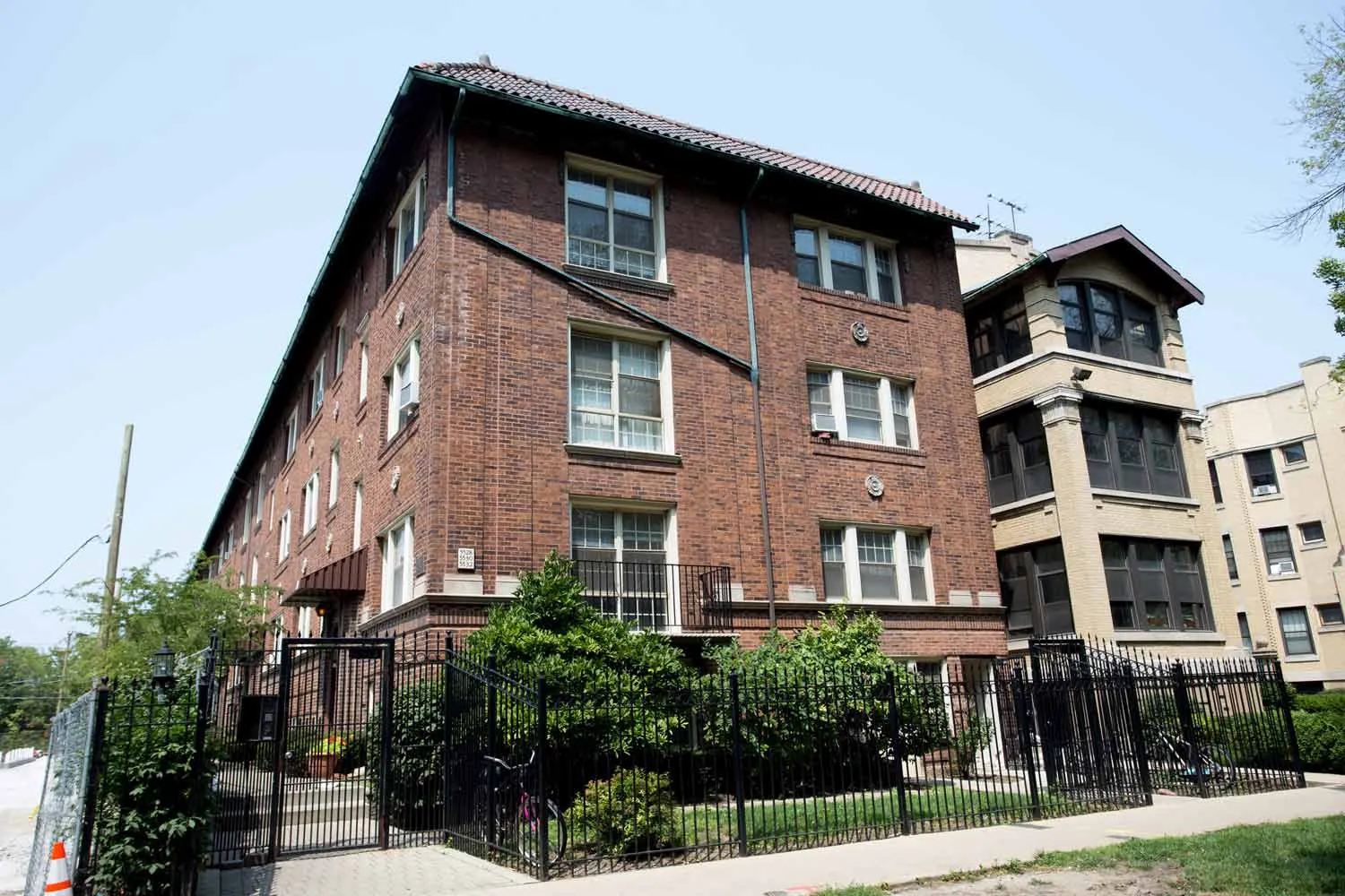 5528 South Cornell Apartments