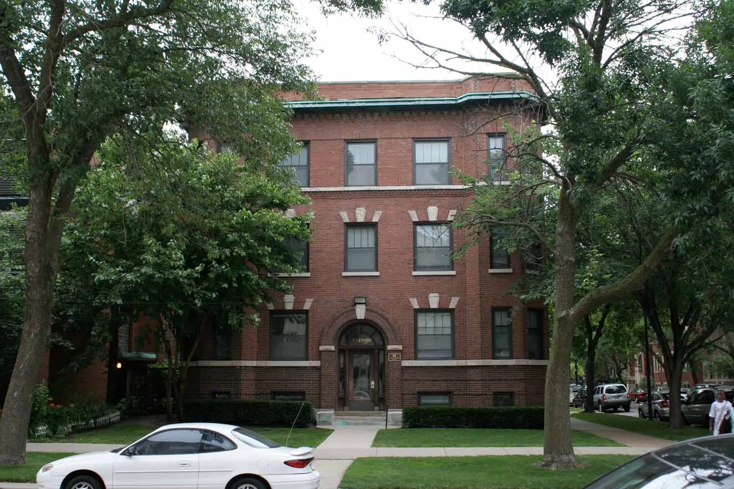 5557-59 S. University Avenue Apartments