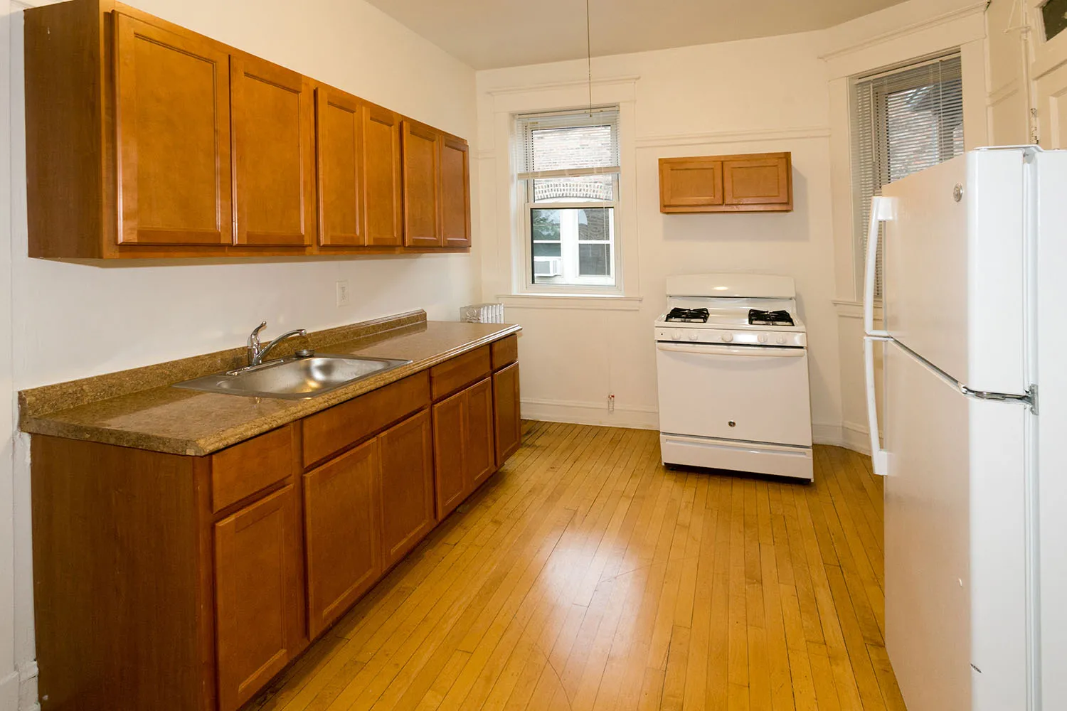 5700 S. Blackstone Avenue Apartments