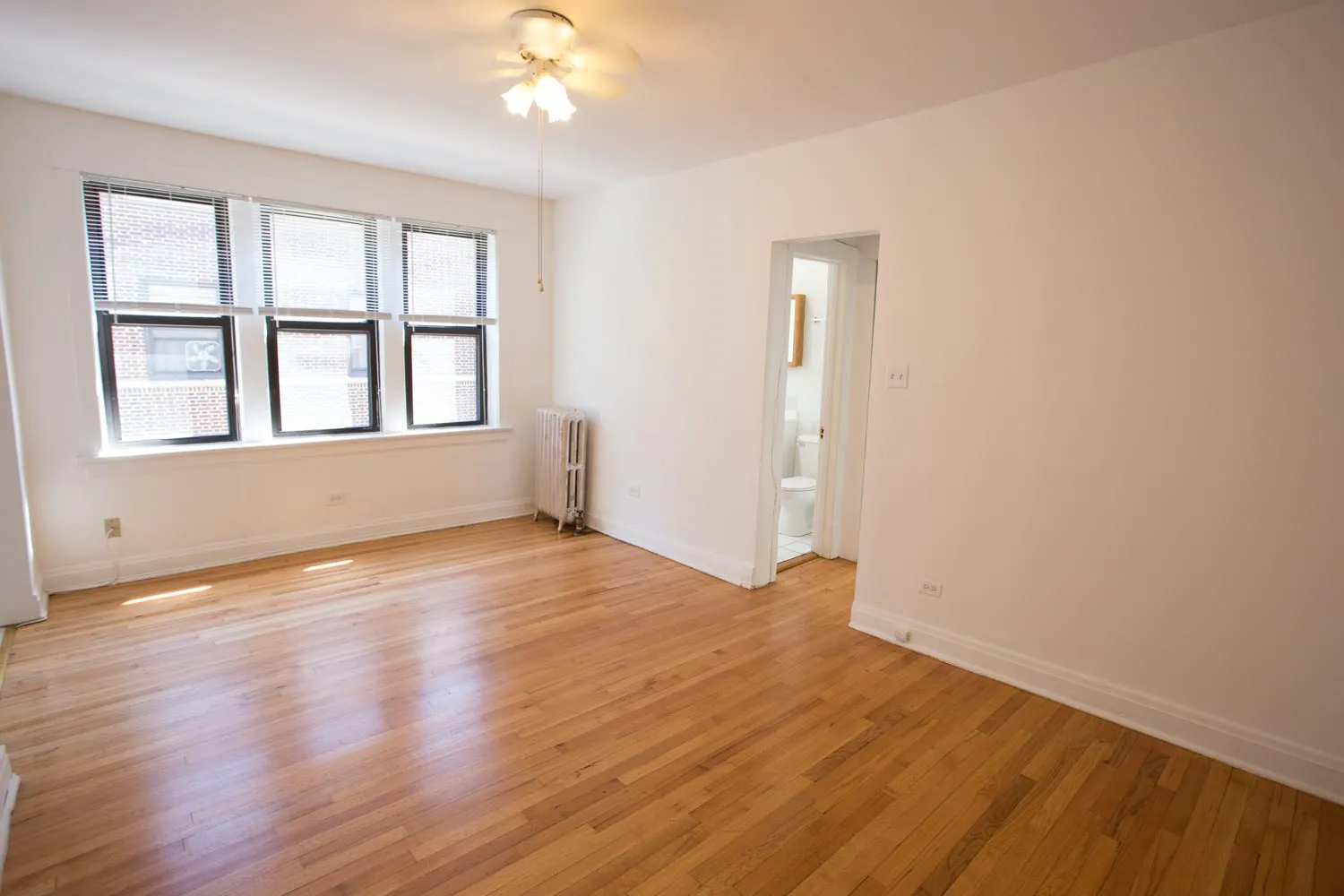 Ellis Court Apartments