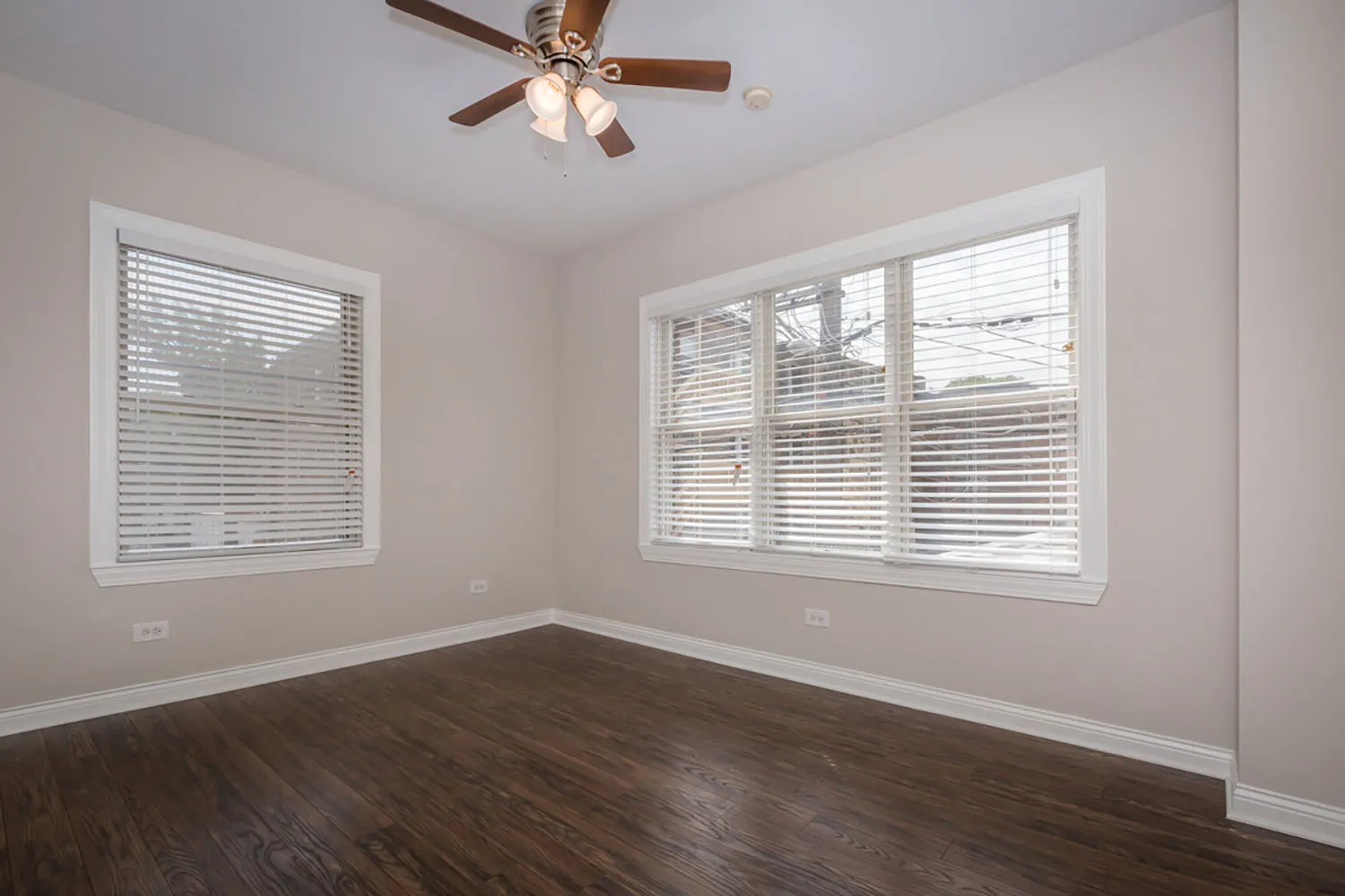 1321 E. 57th St Apartments