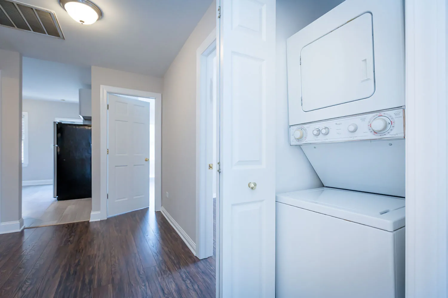 1321 E. 57th St Apartments