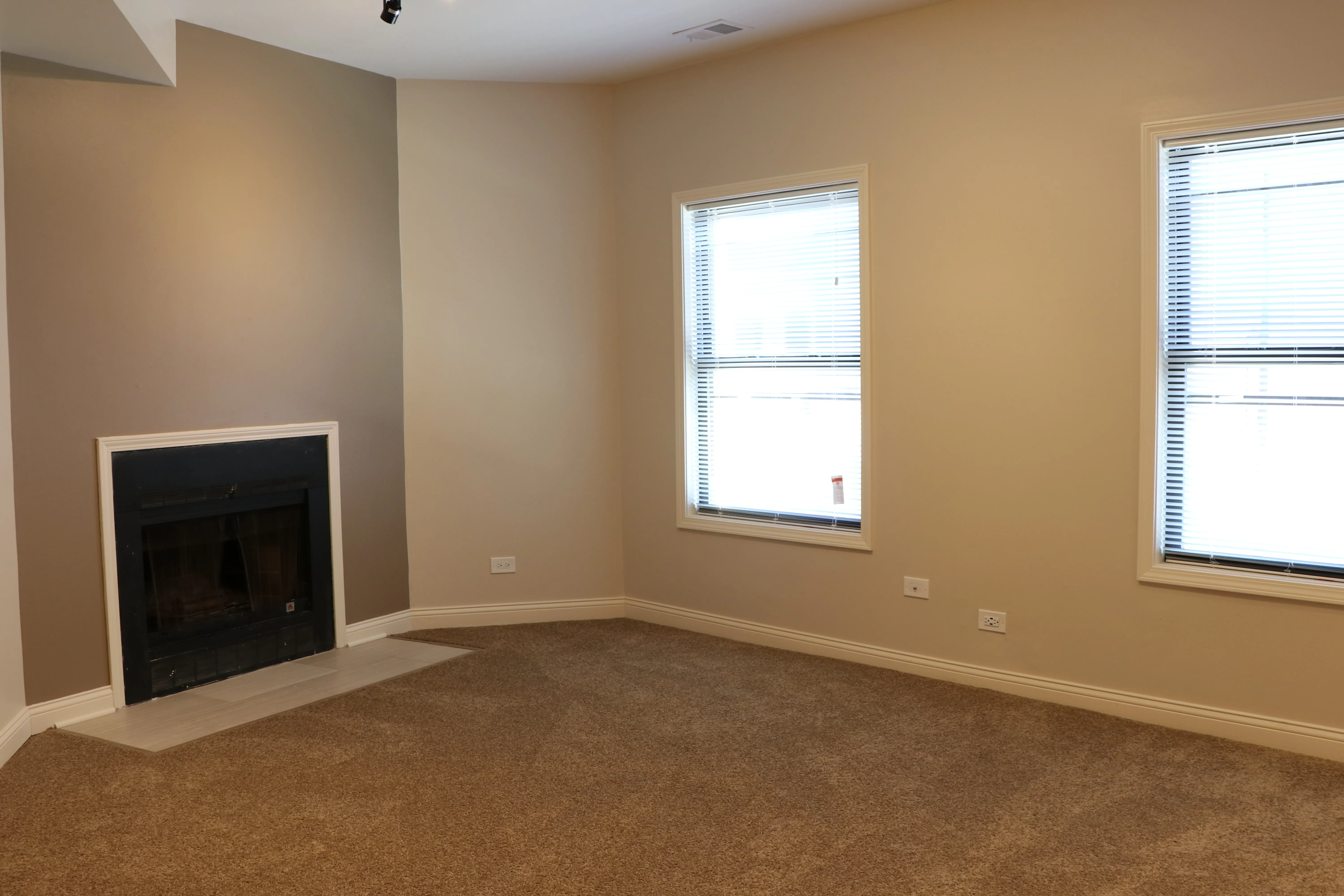 Belmont Court Apartments