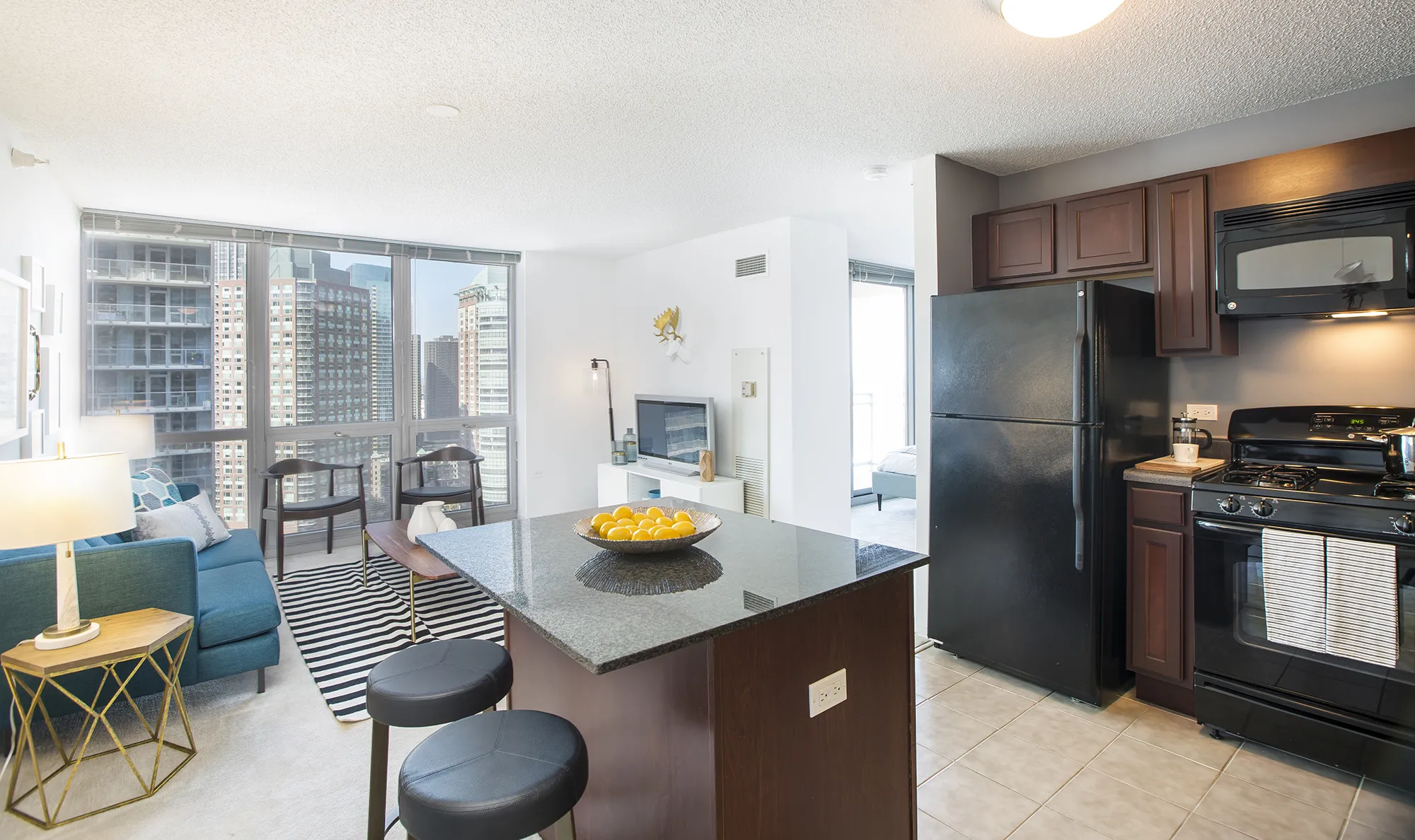 Shoreham & Tides Apartments