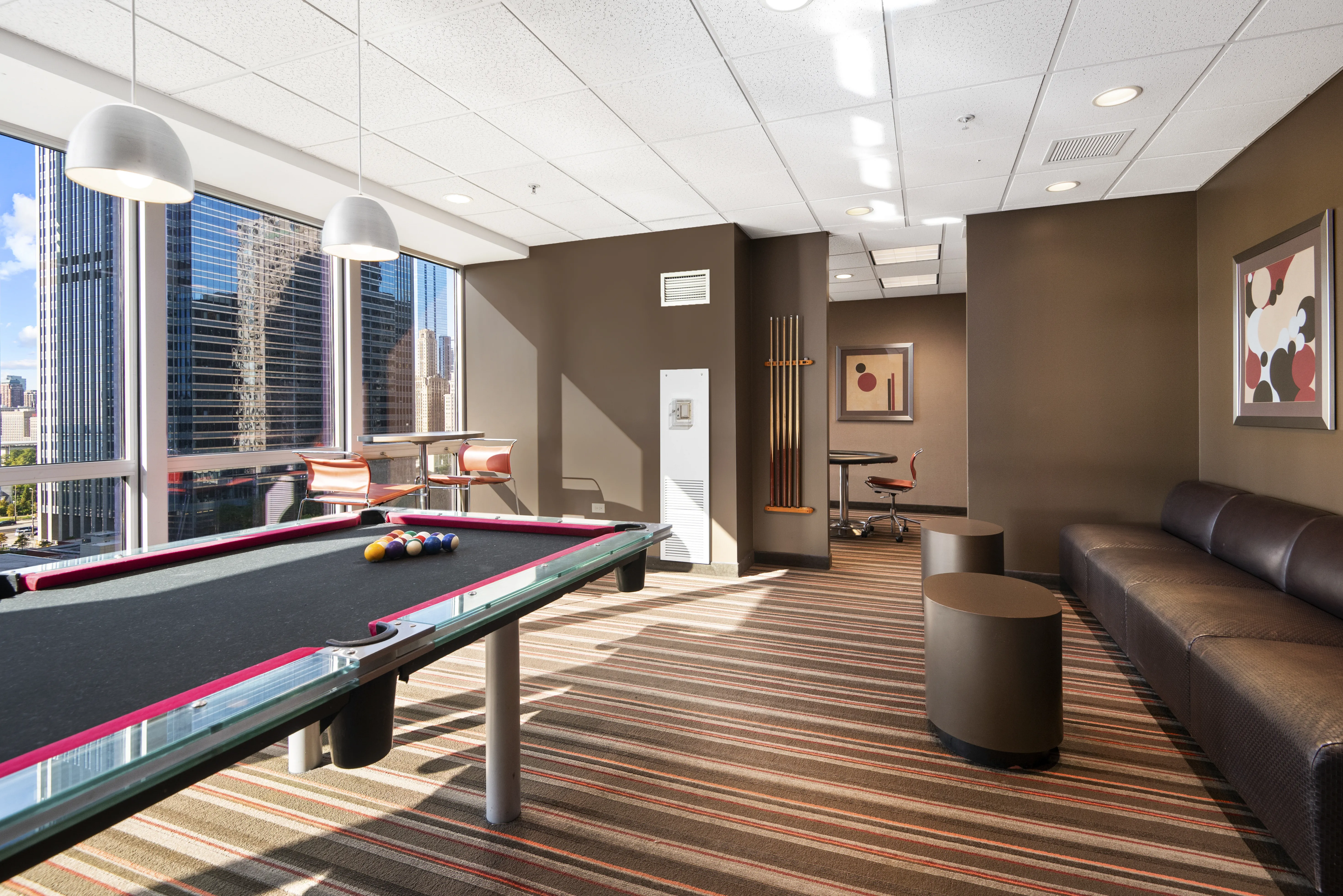 Shoreham & Tides Apartments