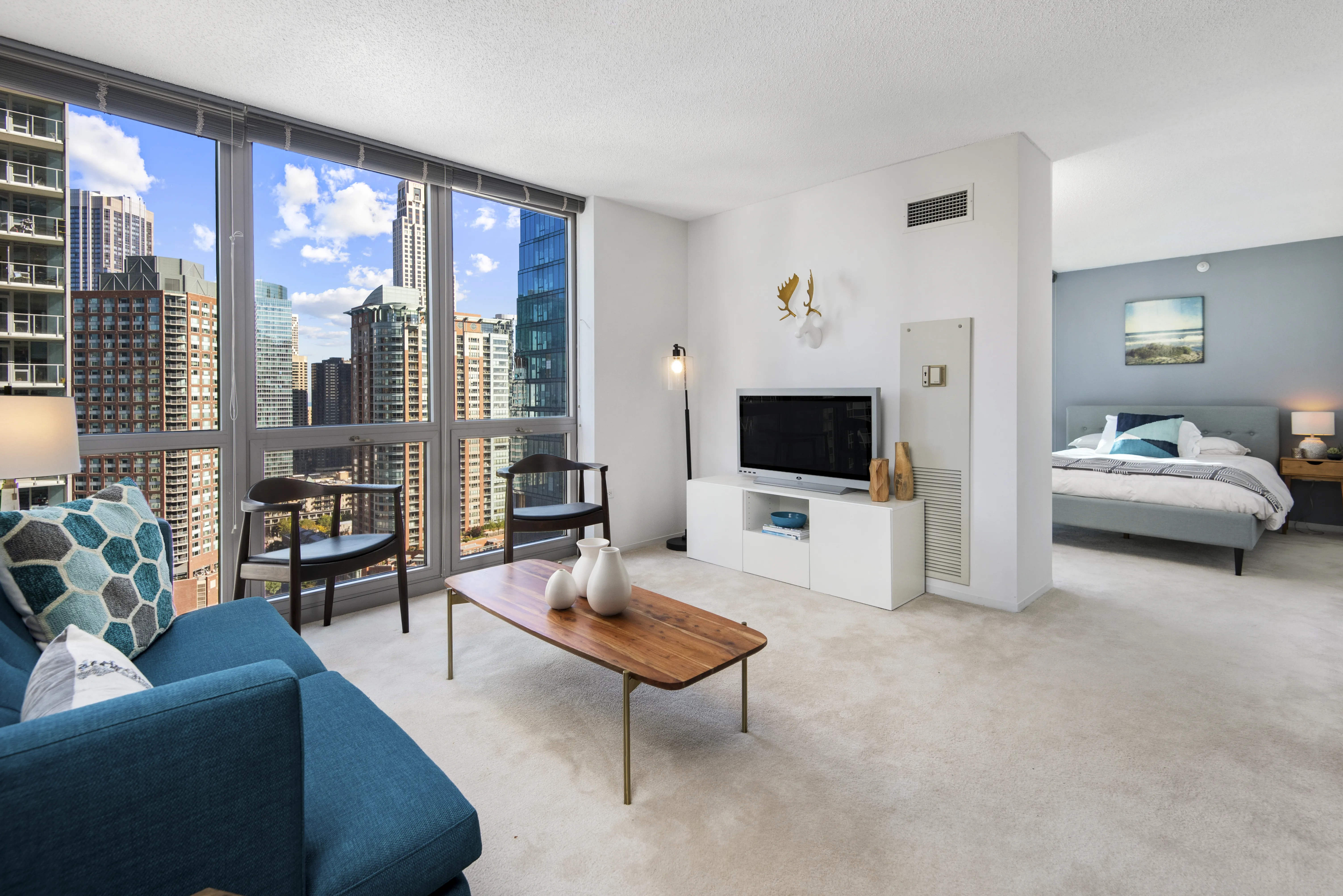 Shoreham & Tides Apartments