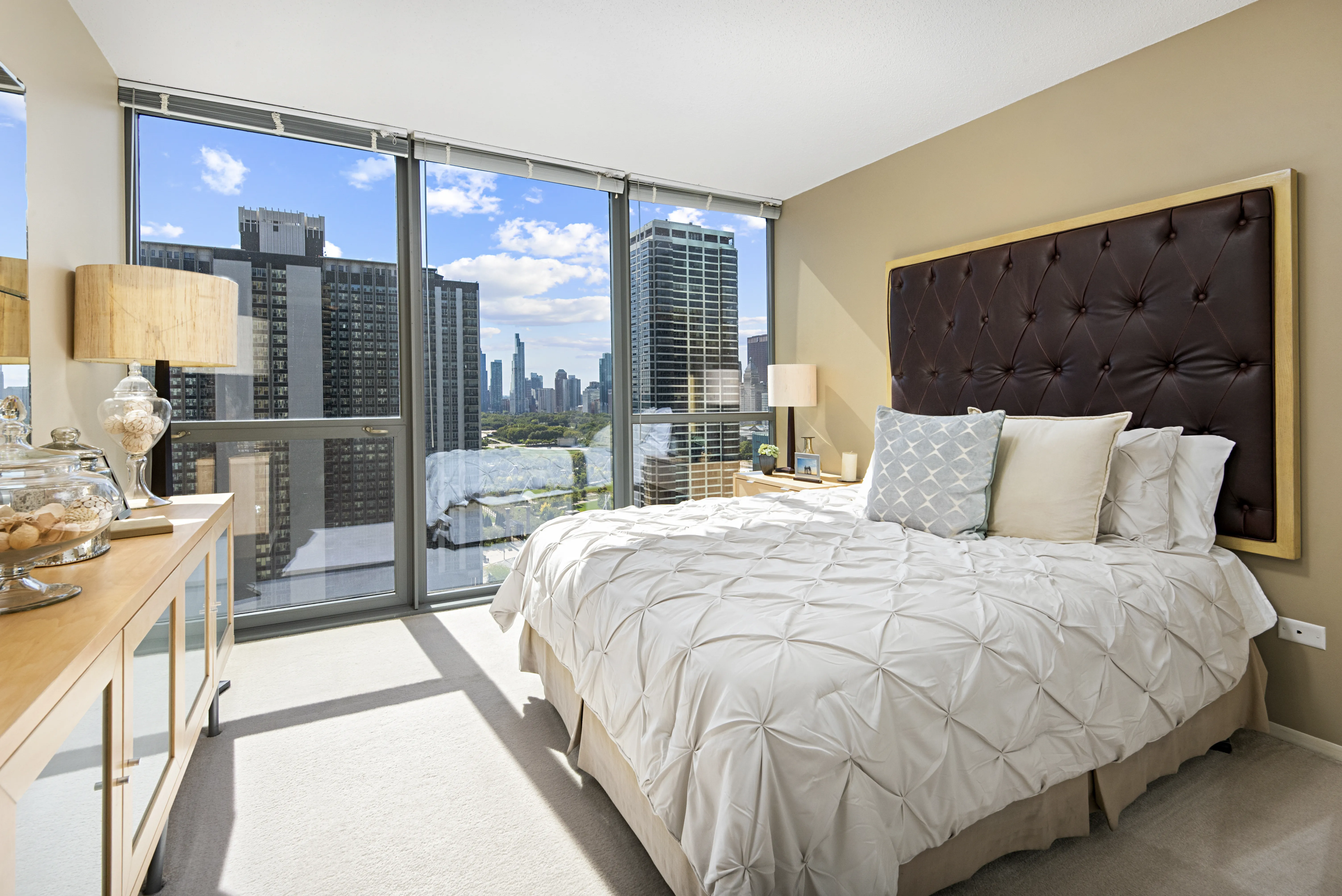 Shoreham & Tides Apartments