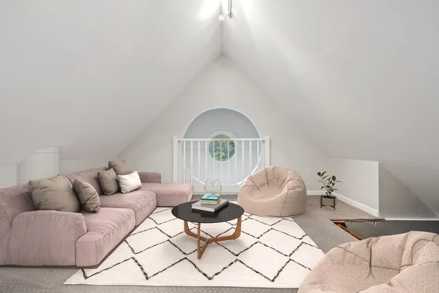 1014 W OAKDALE AVE 60657-1014 W Oakdale-Chicago-IL