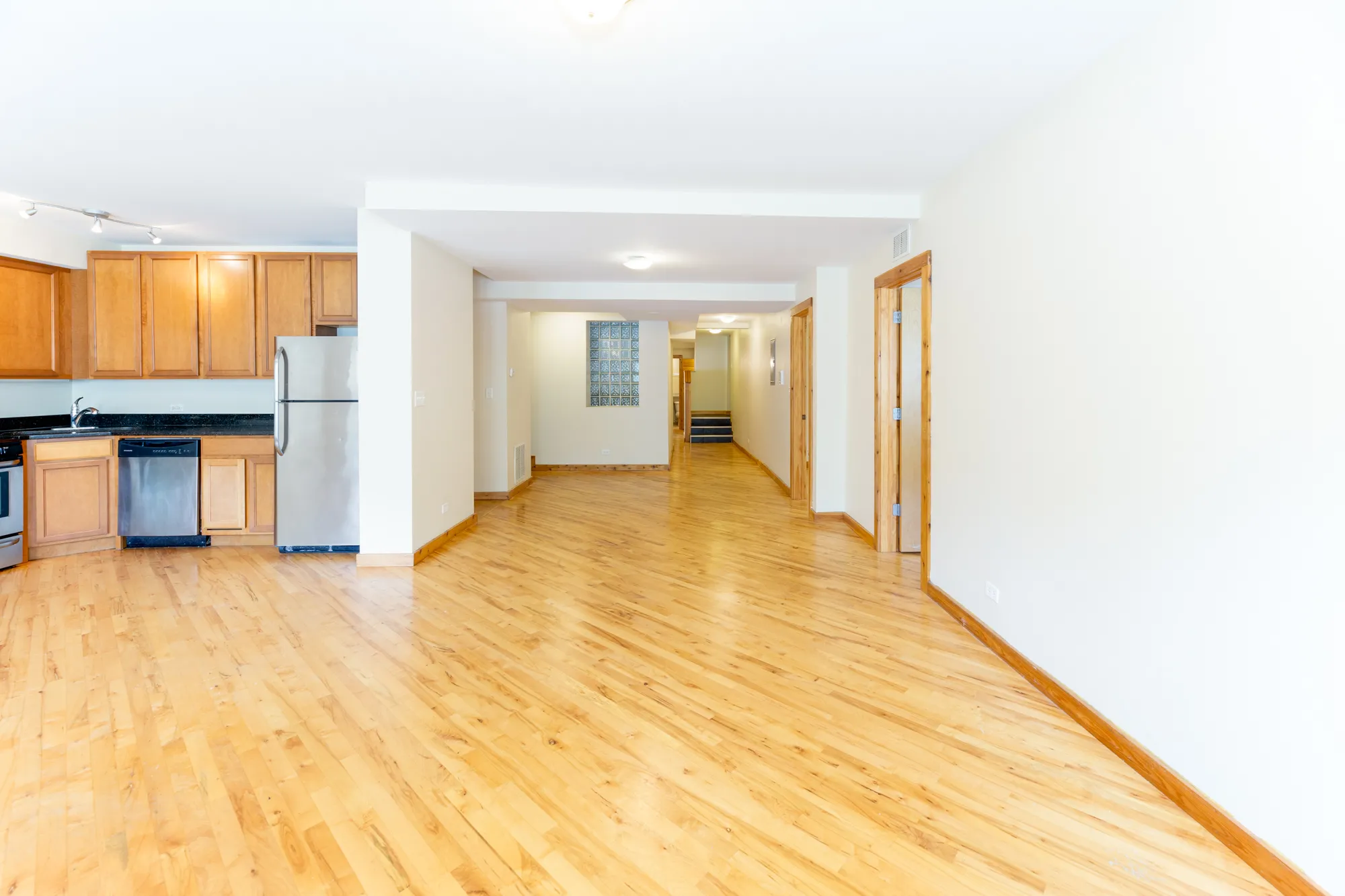 1118-1128 E HYDE PARK BLVD 60615-1118-28 E. Hyde Park-Chicago-IL