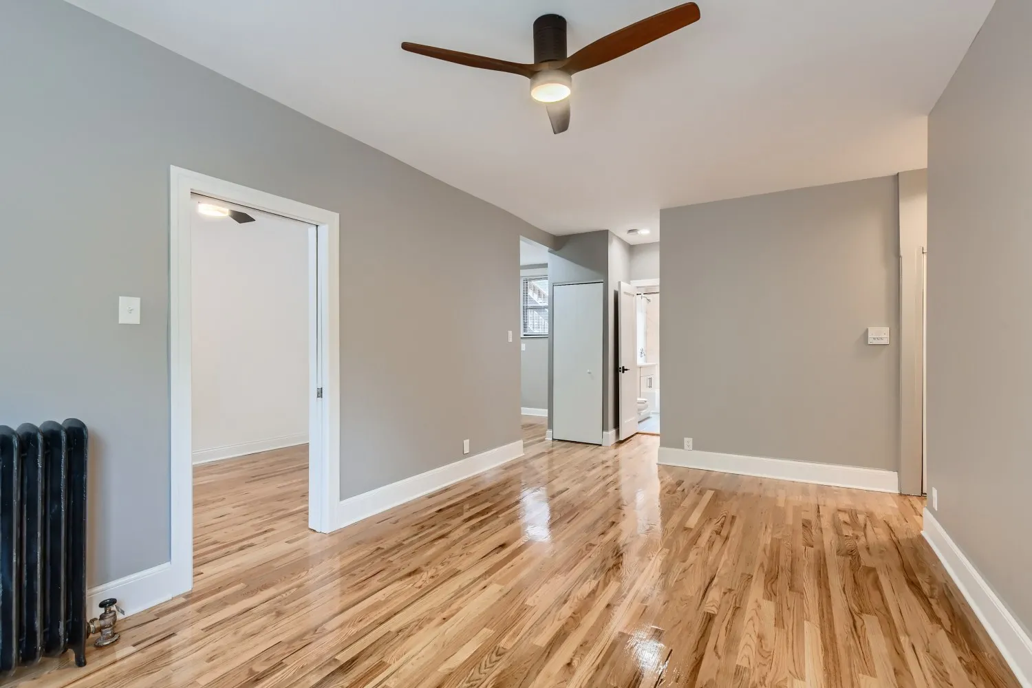 629 W. Cornelia Apartments