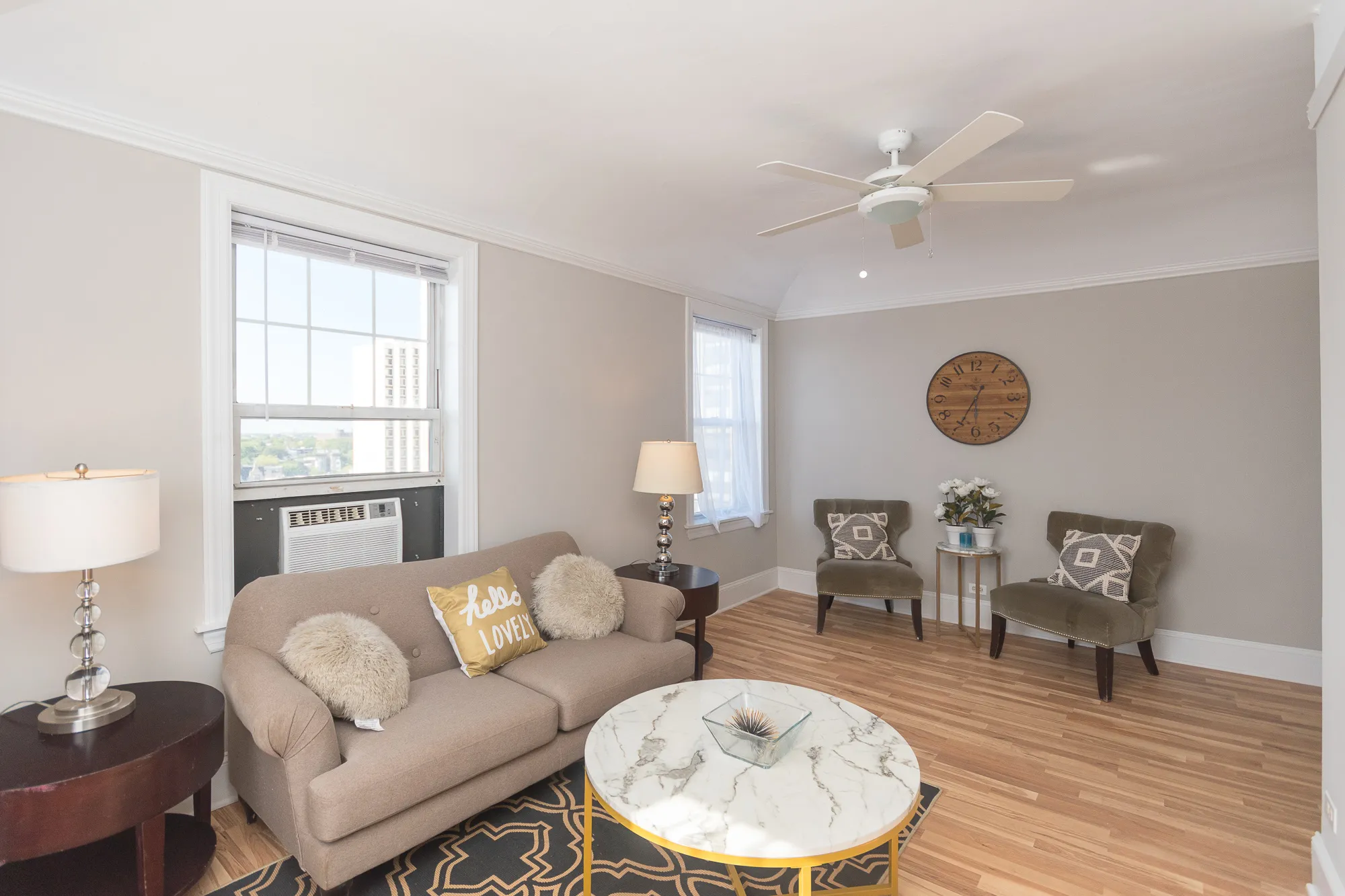 451 W. Wrightwood Apartments