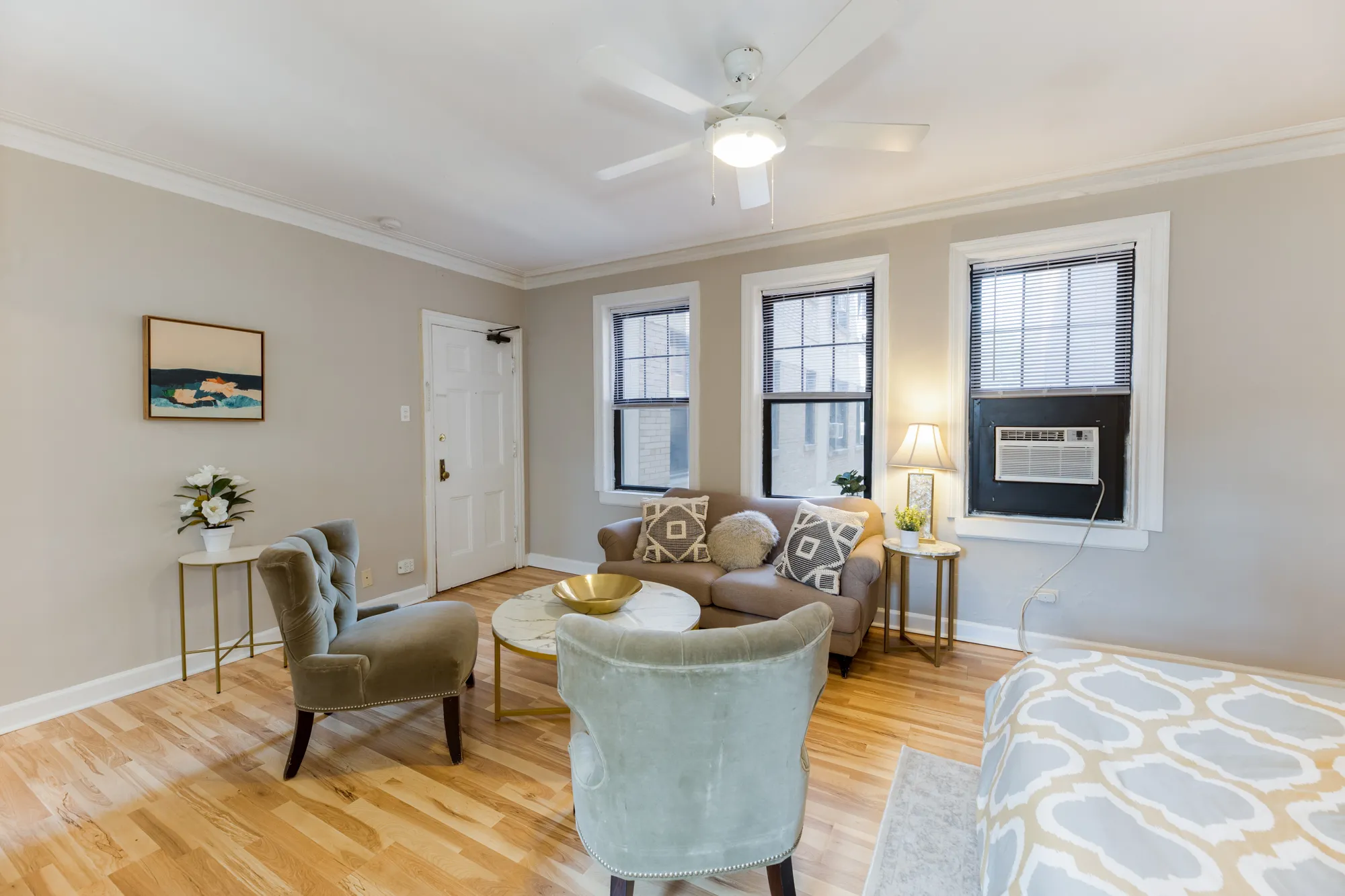451 W. Wrightwood Apartments