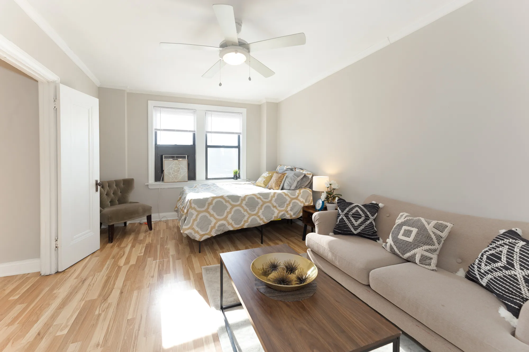 451 W. Wrightwood Apartments