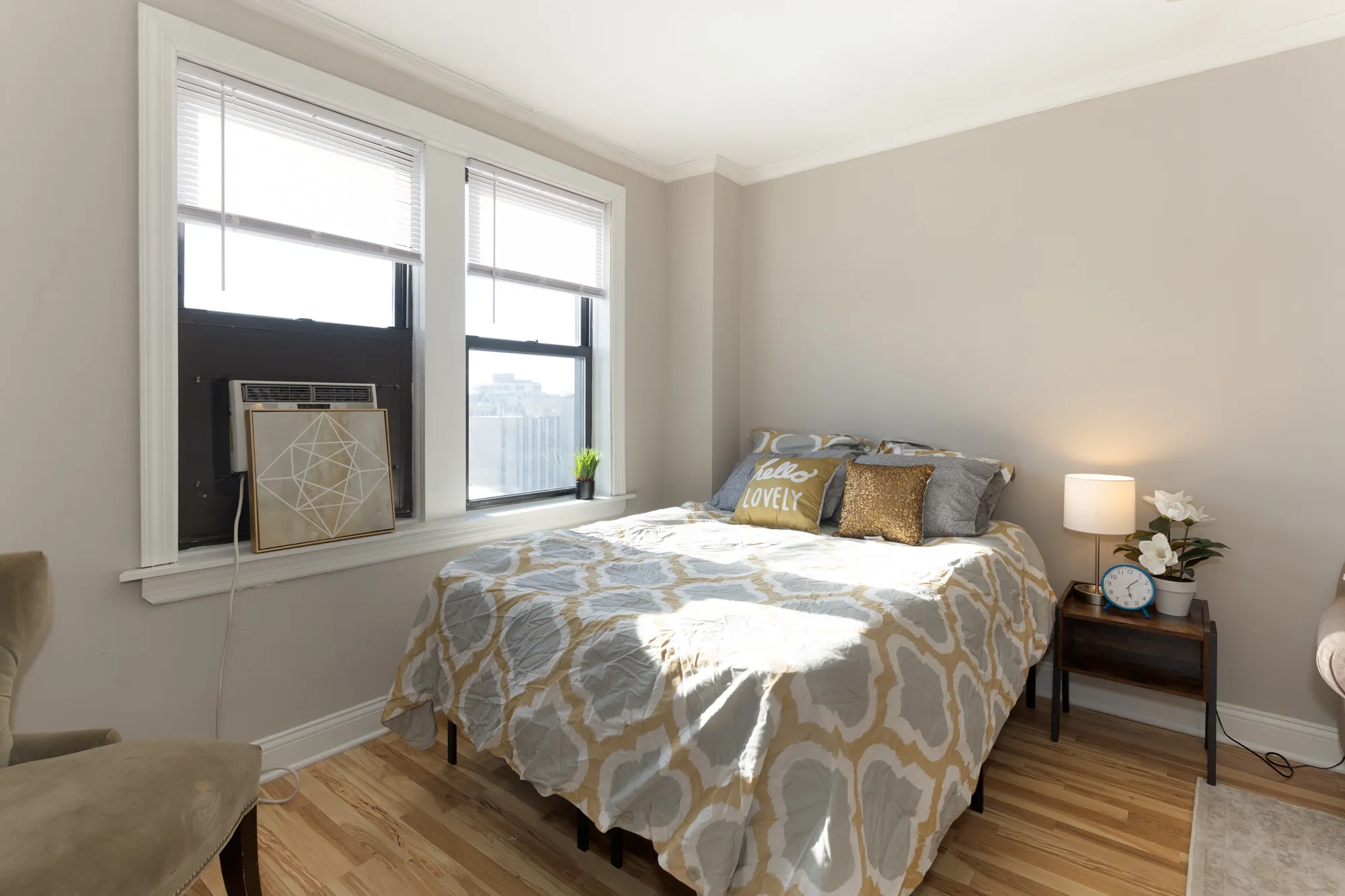 451 W. Wrightwood Apartments