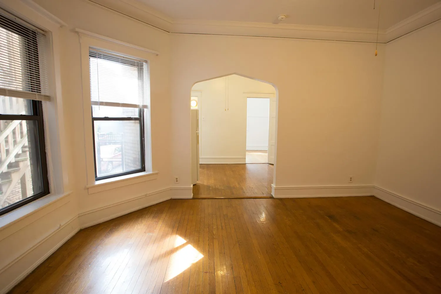 5474-5480 S HYDE PARK BLVD 60615-5474-5480 South Hyde Park-Chicago-IL