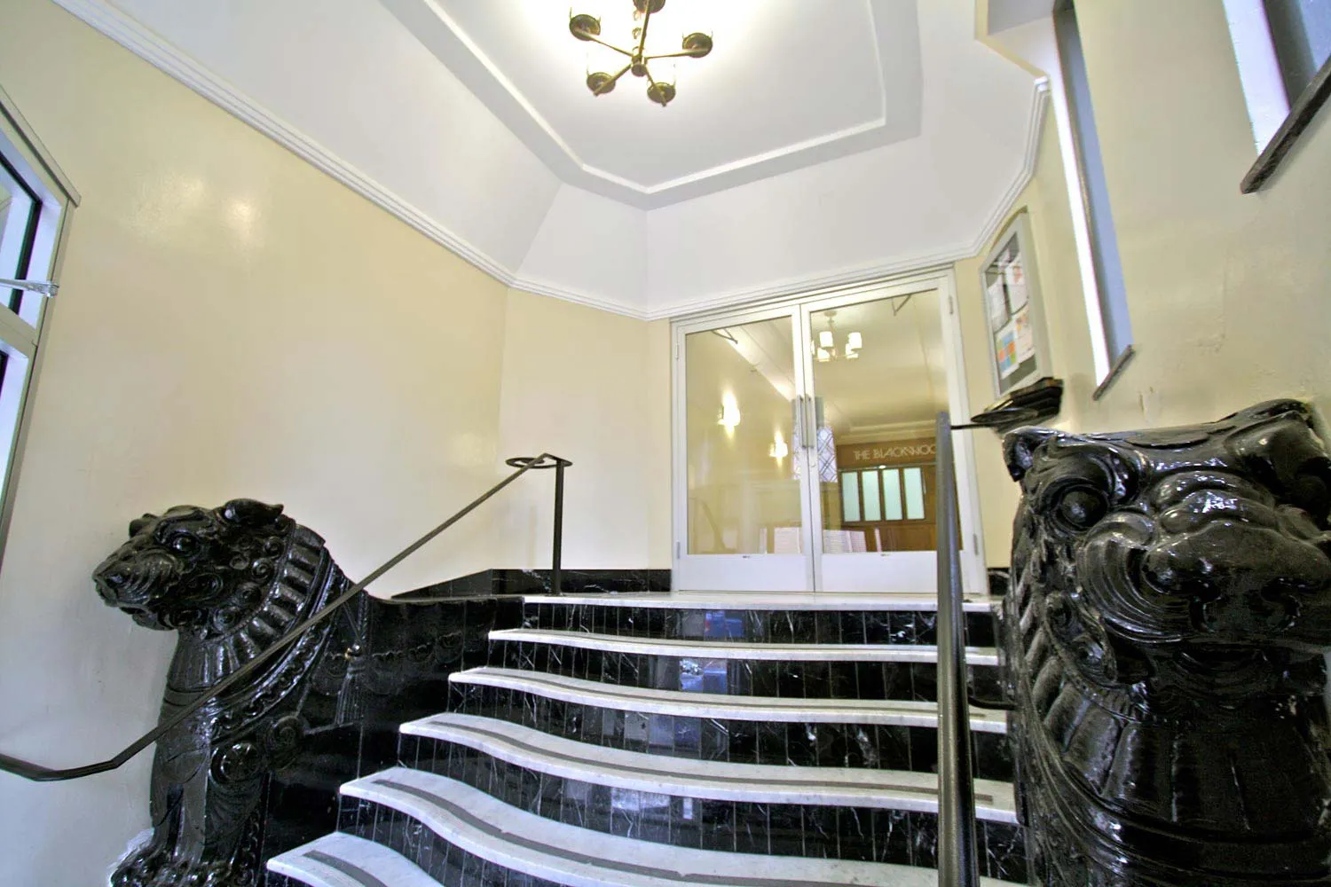 5200 S BLACKSTONE AVE 60615-The Blackwood-Chicago-IL